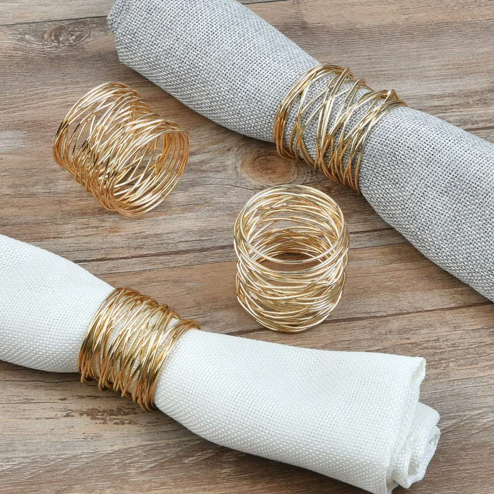 Portatovaglioli 6pcs Anelli di tovagliolo di Metallo Dorato, Anello da Tavolo 4.2 * 3.6cm, per Matrimonio Banchetto Cena Decorazione da Tavola per Feste d'Oro (6 Pezzi)