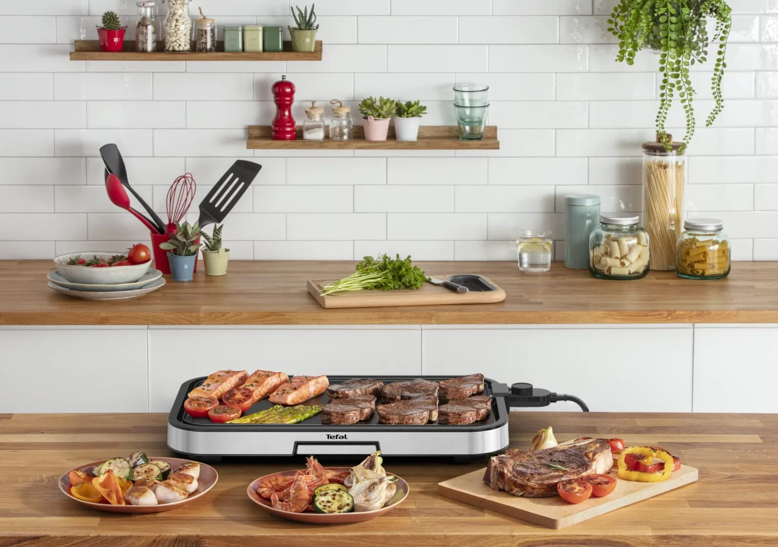 Tefal CB631D Giant Plancha Grill 12 persone, superficie XXL grill, rivestimento antiaderente, termostato regolabile, oil-free, cucina sana, facile da pulire, 2300 W,Acciaio inossidabile