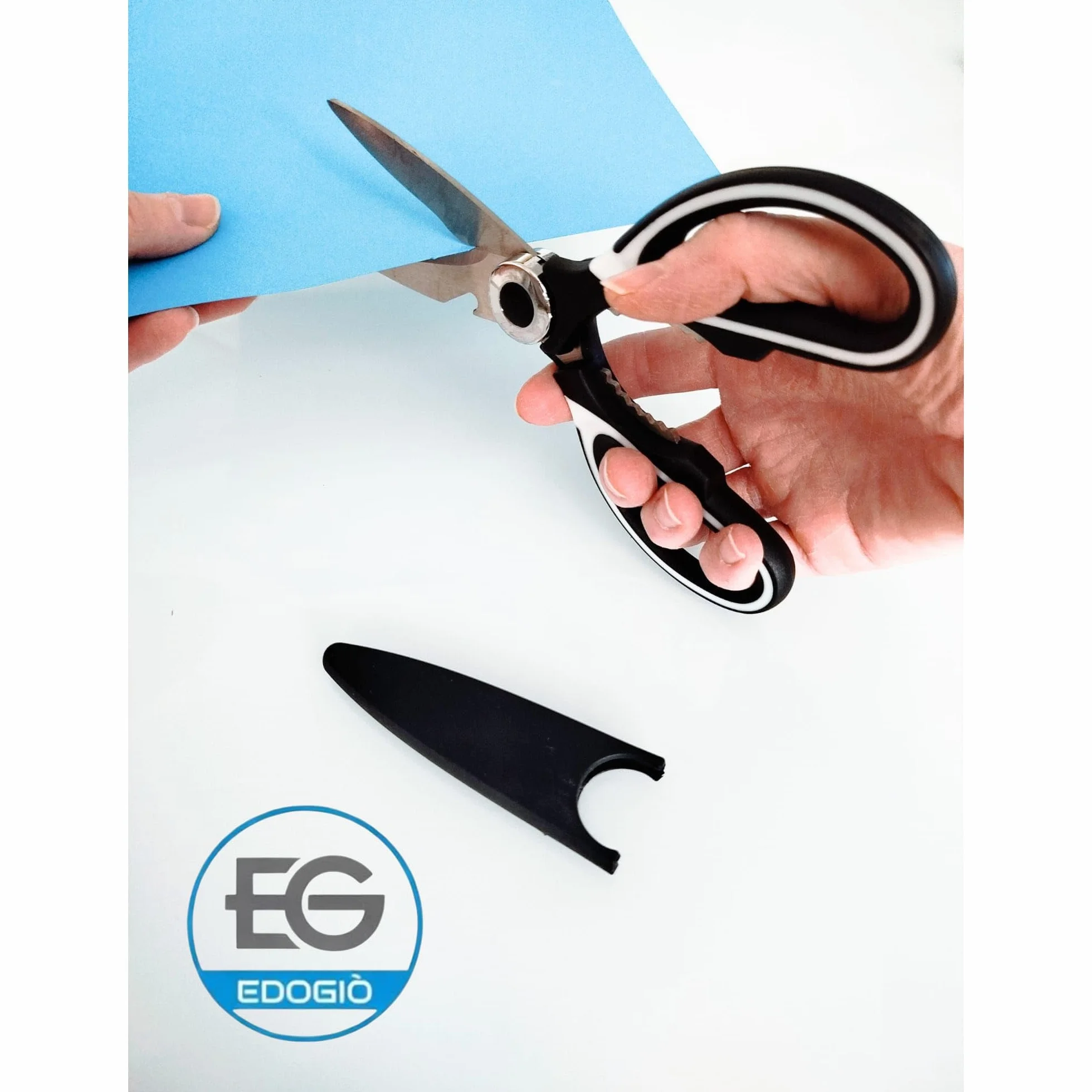 Forbici da cucina professionali in acciaio inox 304 multiuso con apribottiglie, adatte per carne, pesce e verdure, manico ergonomico antiscivolo e perno rinforzato.
