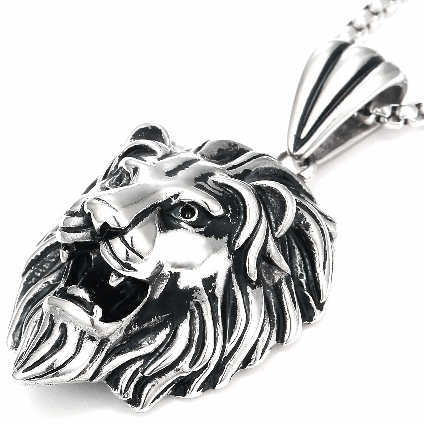 Collana da uomo in pelle acciaio inox con ciondolo leone argento
