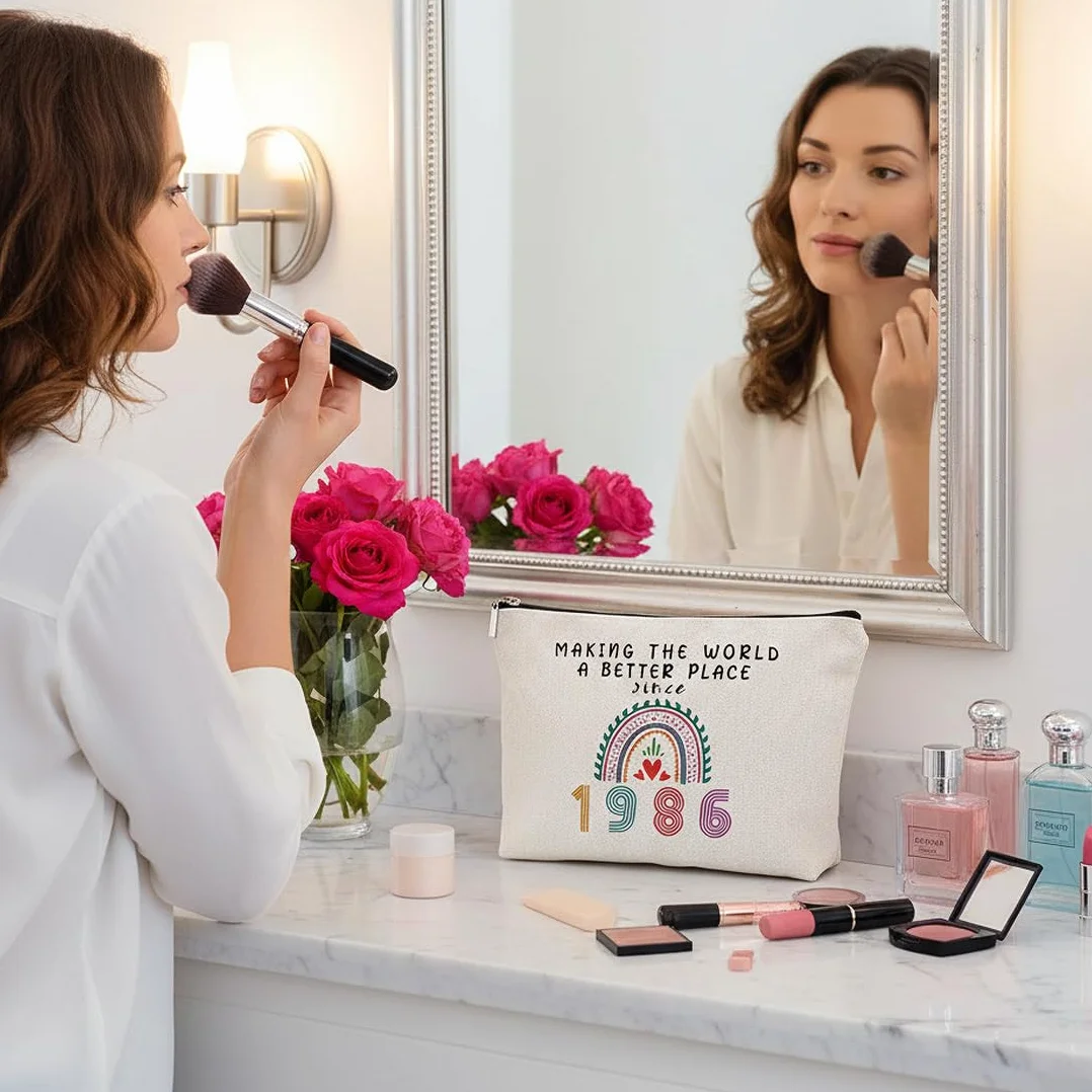 2 Pcs Beauty Case Perfetto Per Il 40º Compleanno, Ideale Come Regalo, Regali di Compleanno per Donne, tra Cui Borsa per il Trucco e Calzini di Compleanno Ideali per Donne (1986-40 anni)