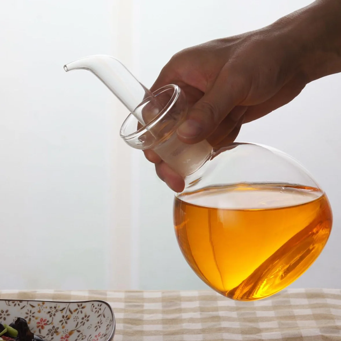 Ipetboom Bottiglia di Olio in Vetro Trasparente da 200ml Beccuccio Anti-perdite, Contenitore per Olio e Aceto per Uso Domestico e Professionale, Design a Tenuta Stagna