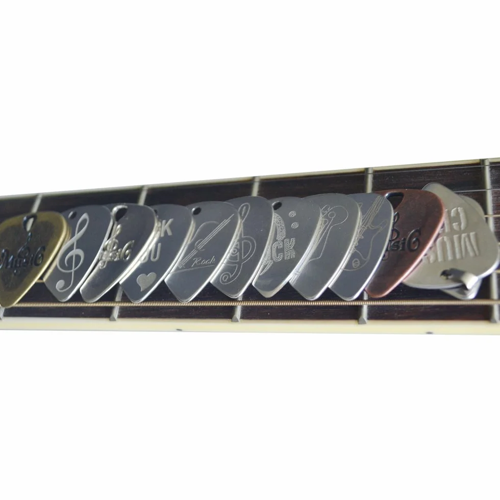 Punk Collana in acciaio inox con plettro, motivo basso elettrico, design creativi