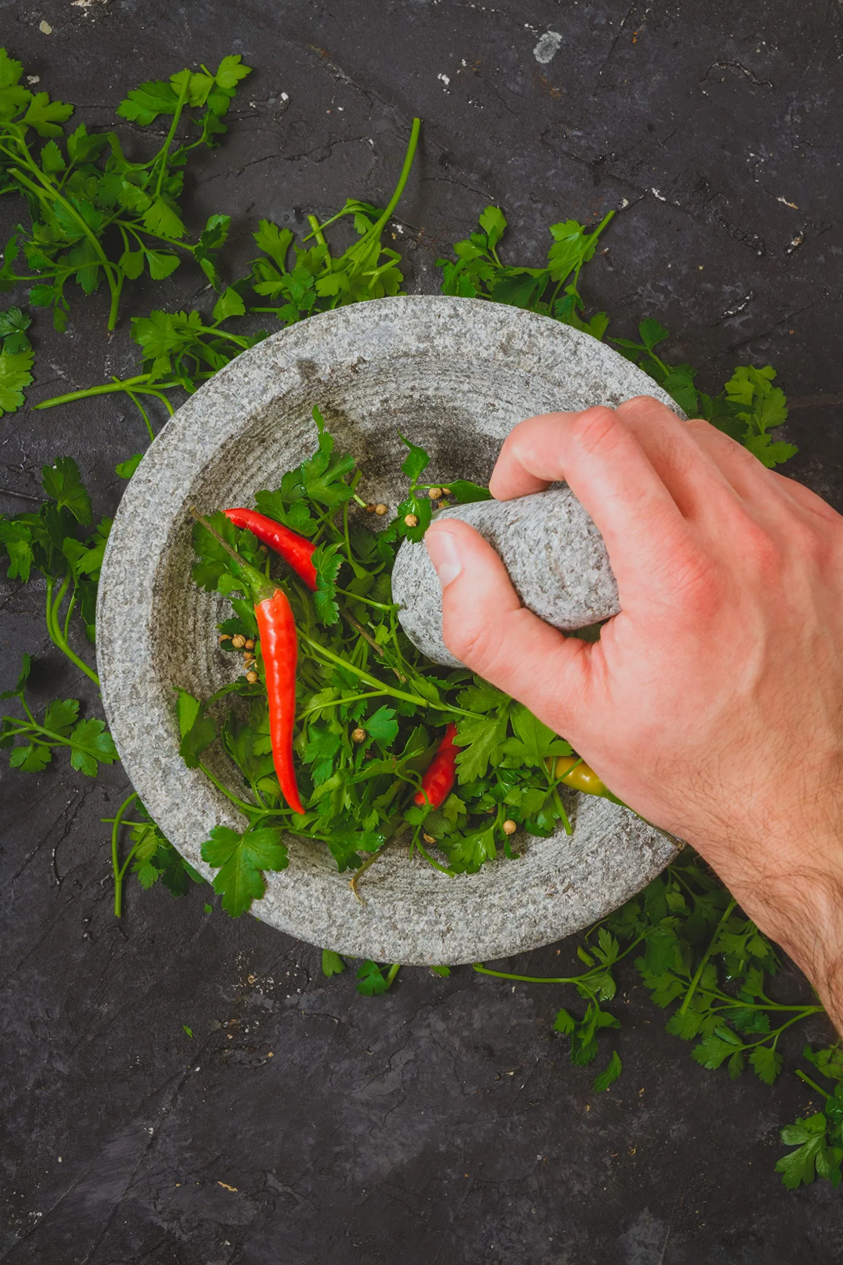 KitchenCraft World of Flavours Molcajete / Set di Pestello e Mortaio in Granito, Stile Messicano - Grigio
