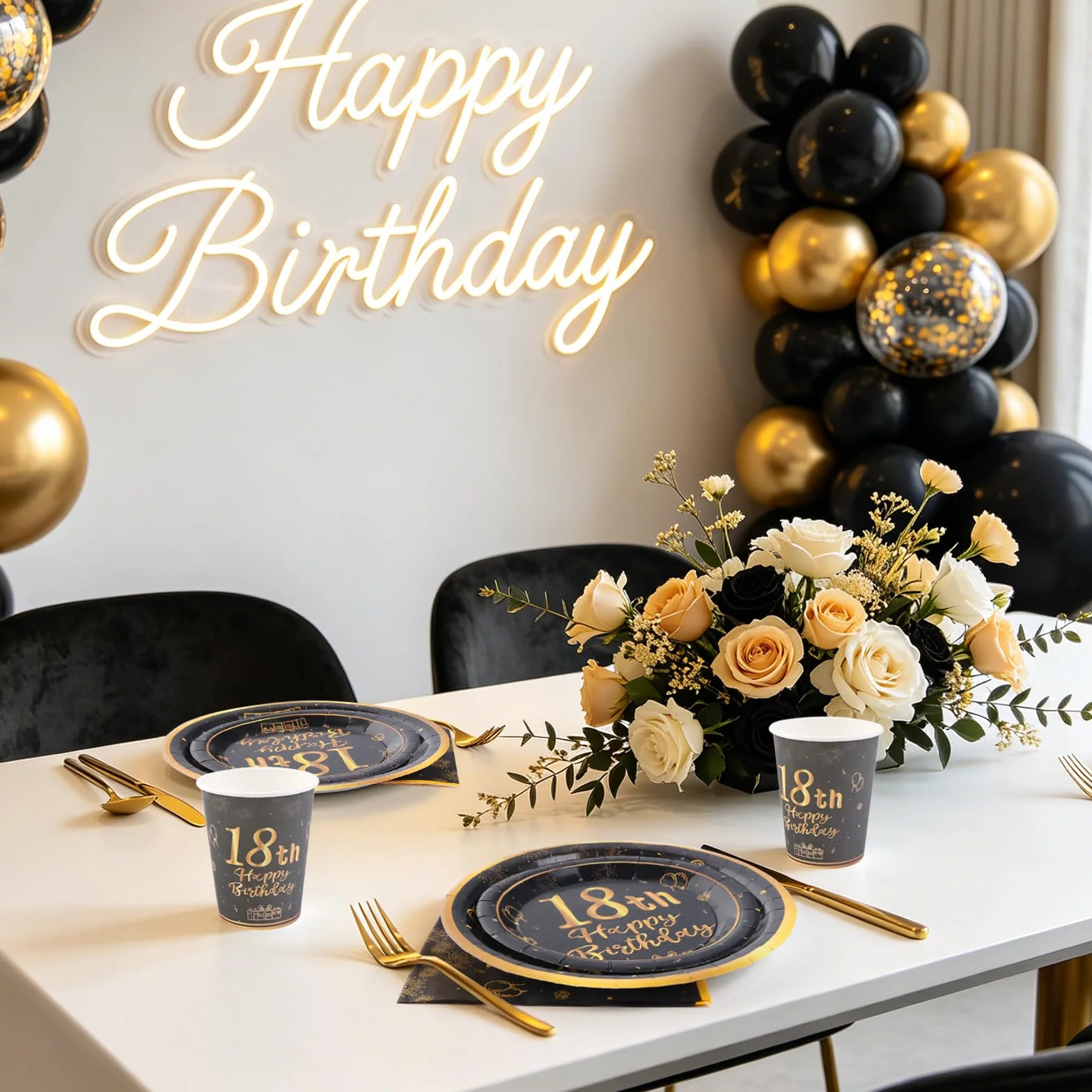 Set di 96 Piatti di Carta per Feste Compleanno - Nero e Oro - 18°