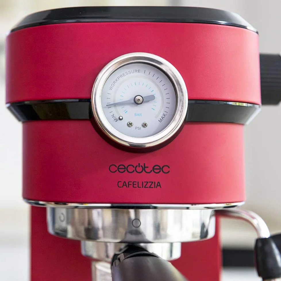 Cecotec Macchina da caffè Cafelizzia 790 Shiny Pro per espresso e cappuccino. Manometro, 1350 W, Sistema Thermoblock, 20 bar, Modalità per 1 e 2 caffè, vaporizzatore orientabile, serbatoio da 1,2L
