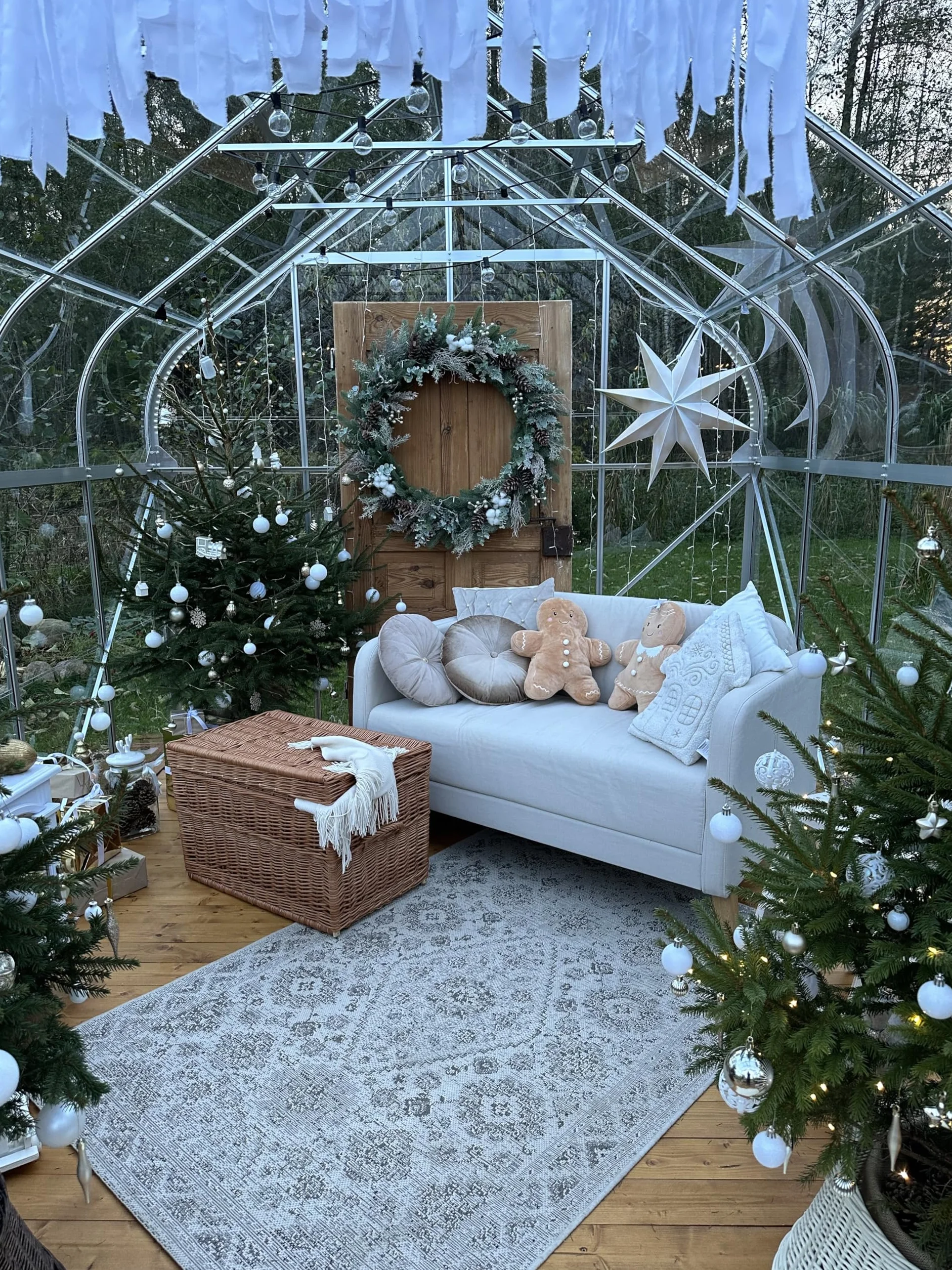 e-wicker24 - Cesta portaoggetti in vimini naturale, con due manici, stile vintage, multifunzione, con coperchio, per la camera dei bambini