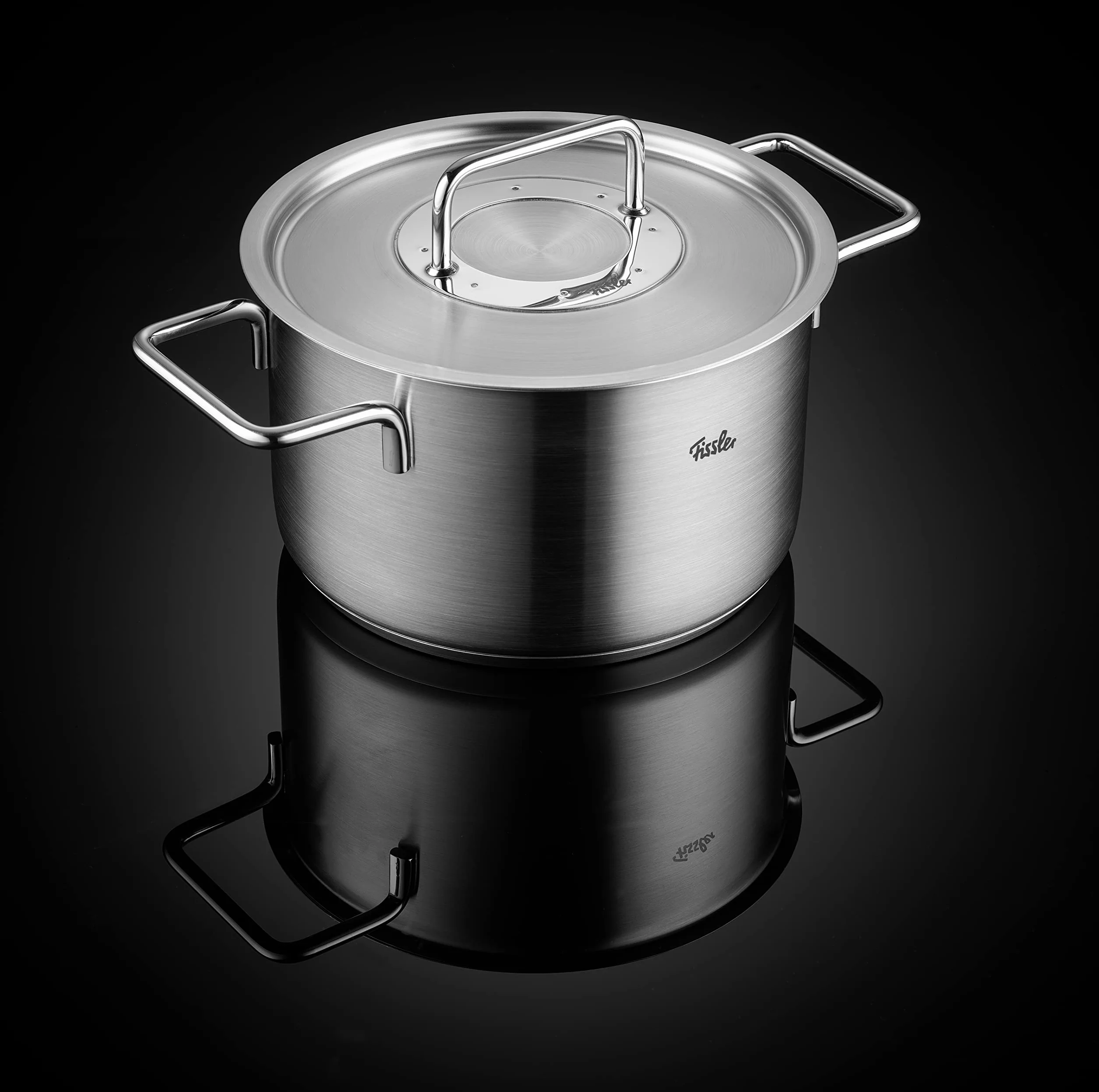Fissler Pure Collection - Set di pentole in acciaio inox, 6 pezzi, pentole con coperchi in metallo (3 pentole, 1 padella, 1 casseruola, padella Ceratal Comfort 24 cm), compatibile induzione