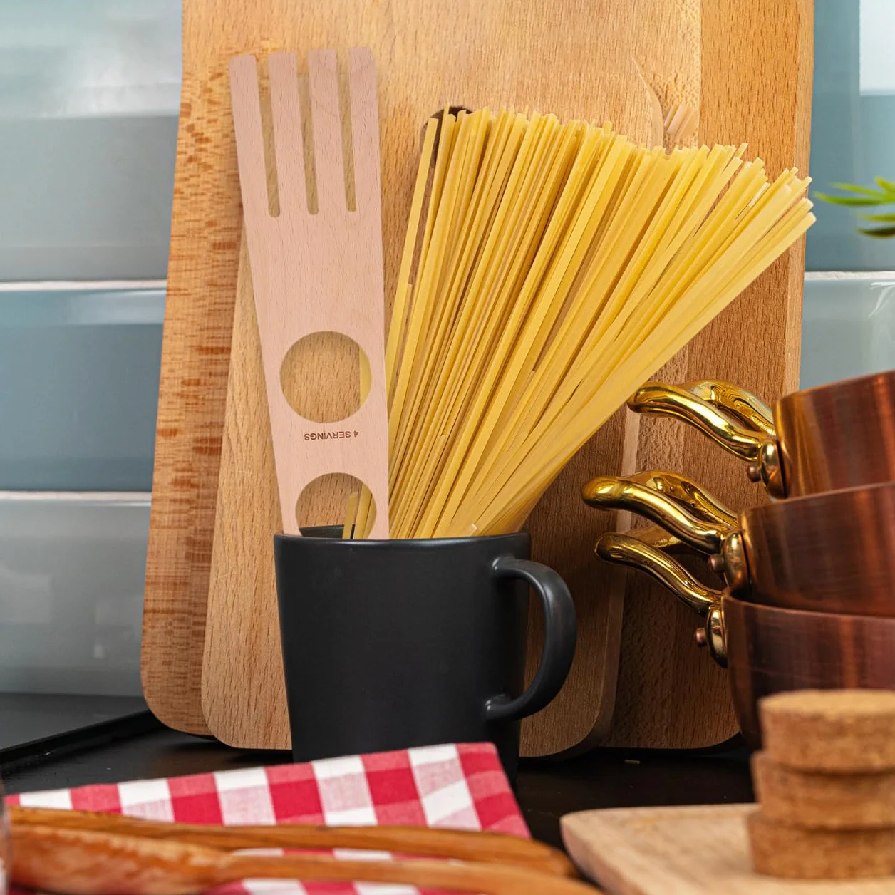 Ciieeo Misuratore Dose Spaghetti in Legno Con 4 Fori Per Porzioni Da 4 Persone Strumento Compatto Per Cucina Domestica E Chef Controllo Preciso Delle Porzioni Di Pasta
