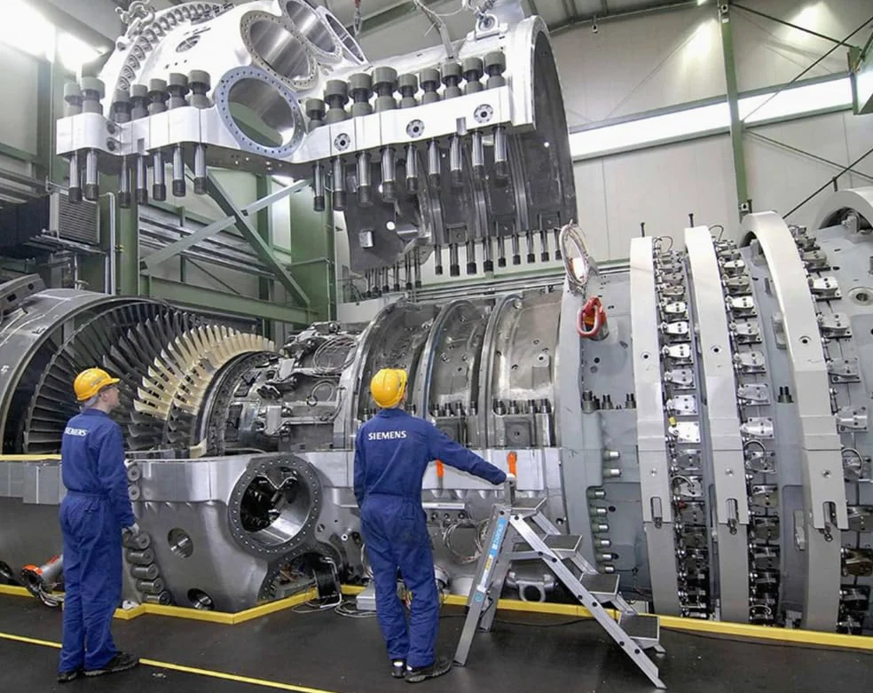 Svelt Sgabello Industriale Professionale Richiudibile in Alluminio con Guarda-Corpo, 3 Gradini Antiscivolo, Vaschetta Porta-Attrezzi e Ruote – Certificato