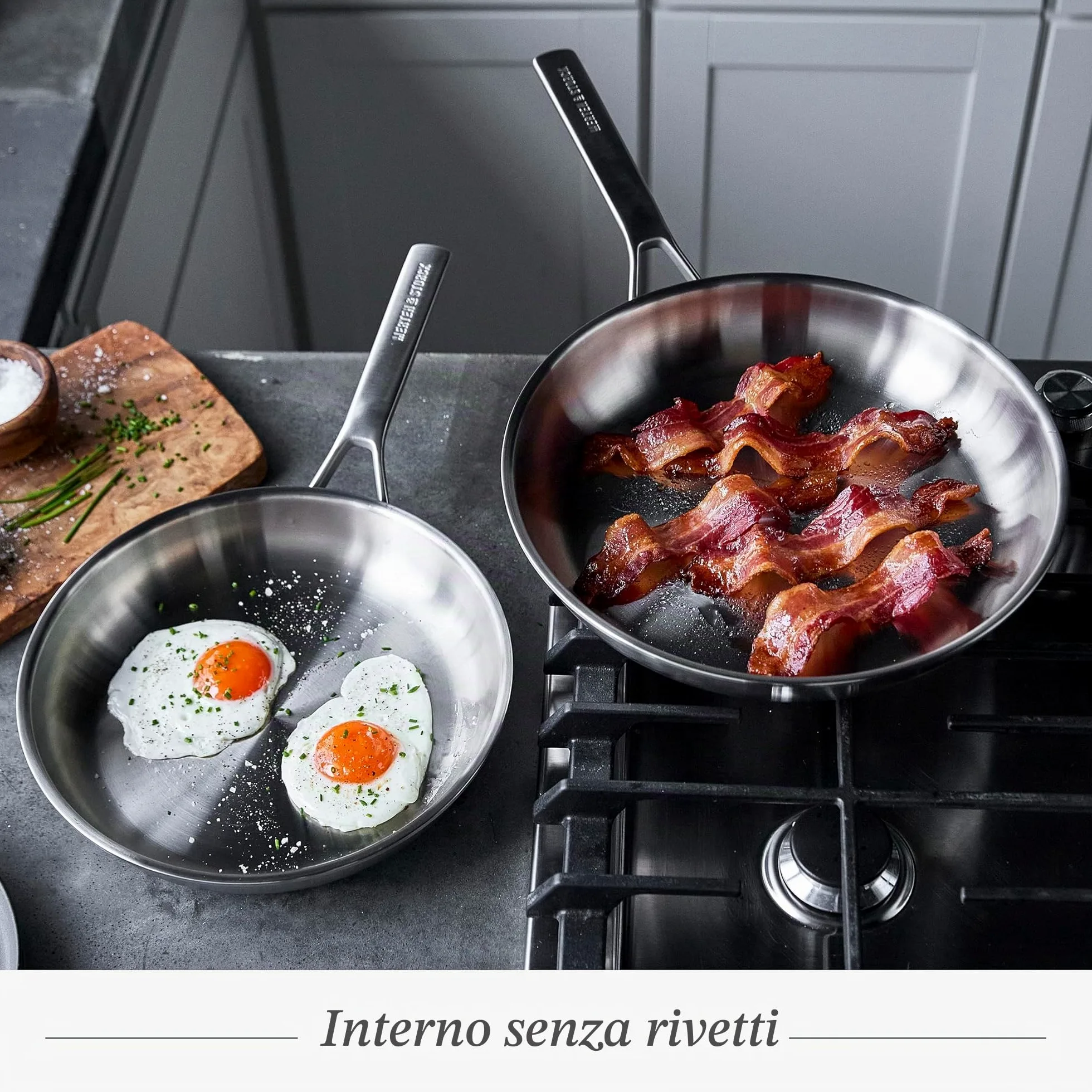 Merten & Storck Tri-PLy Batteria di Pentole 2 Pezzi con Coperchi,26cm & 30cm,a Induzione in Acciaio Inox,sicure per gli utensili in metallo,Multi Clad,lavabili in lavastoviglie e in forno,Argento
