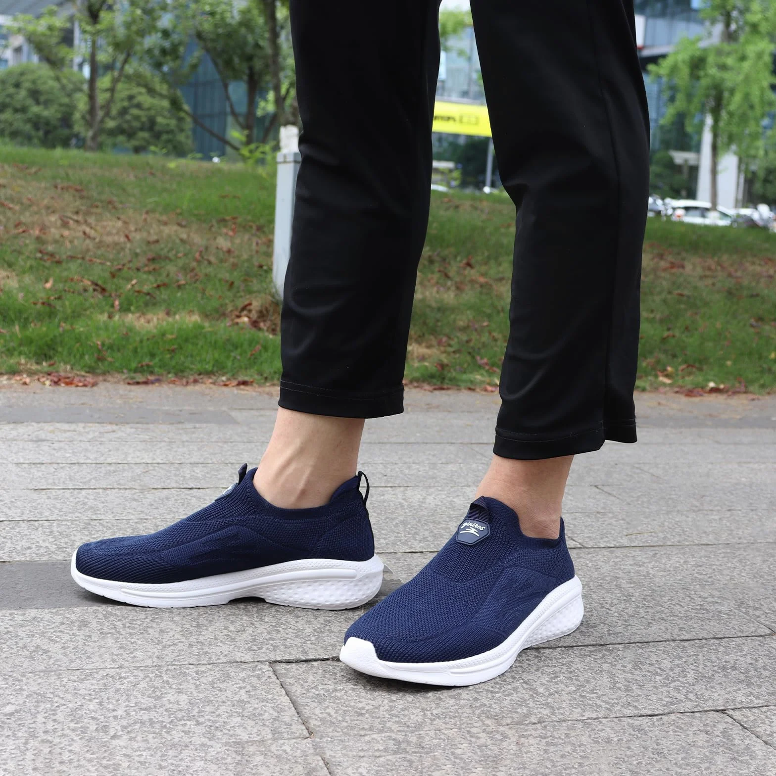 Giniros Sneaker Uomo Infilare Senza Lacci Slip on Scarpe da Running Leggero Outdoor Jogging