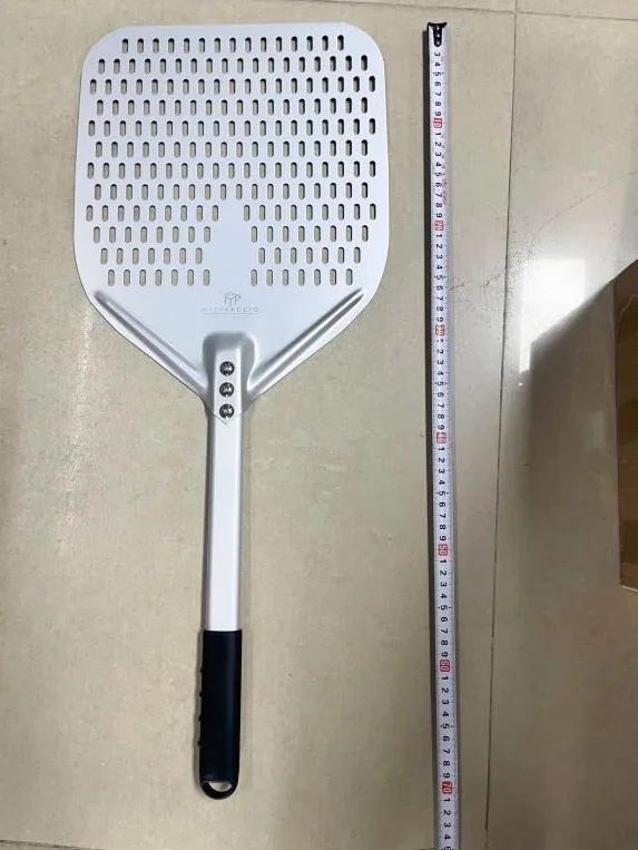 Pala Forata in Alluminio per Pizza, Pane e Dolci- 33x33, Lunghezza Totale 70cm