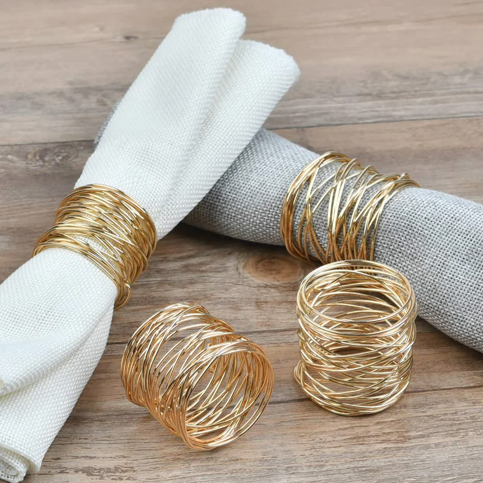 Portatovaglioli 6pcs Anelli di tovagliolo di Metallo Dorato, Anello da Tavolo 4.2 * 3.6cm, per Matrimonio Banchetto Cena Decorazione da Tavola per Feste d'Oro (6 Pezzi)