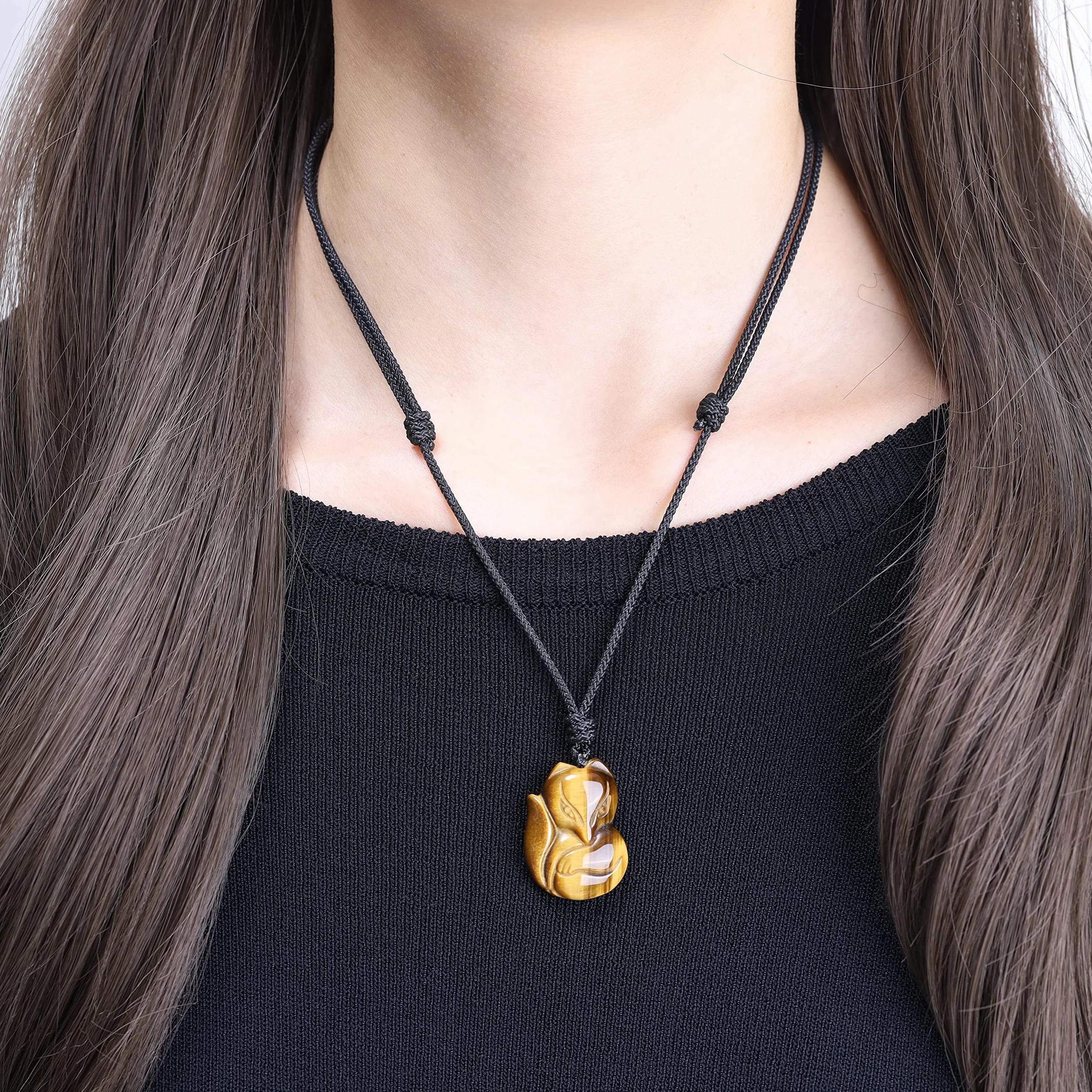 Pendente Volpe in Pietre Naturali, Collana Unisex Laccio Regolabile