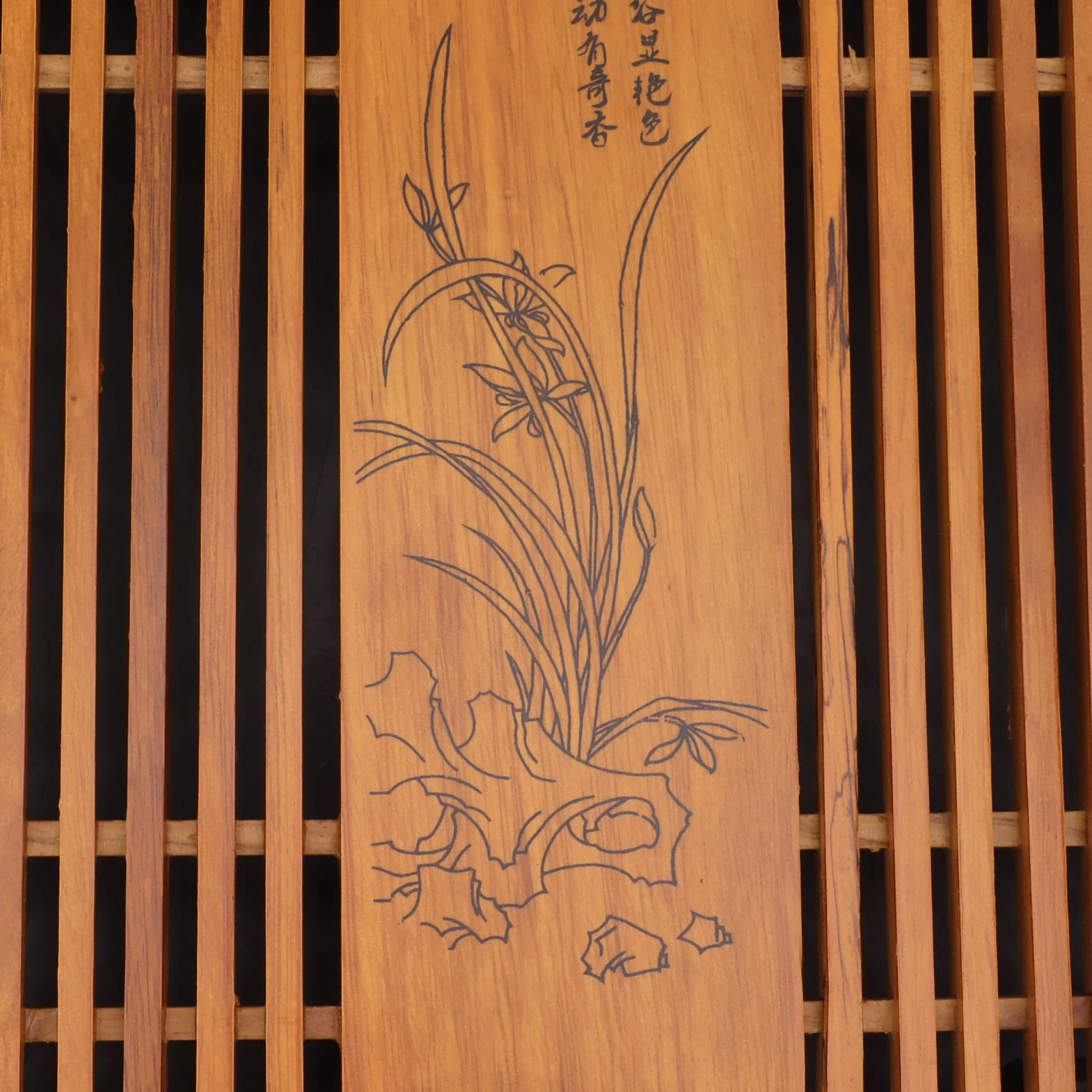 Vassoio da Tè Gongfu in Legno con Drenaggio Integrato e Tubo di Scarico per Raccolta Acqua, Motivo Orchidea