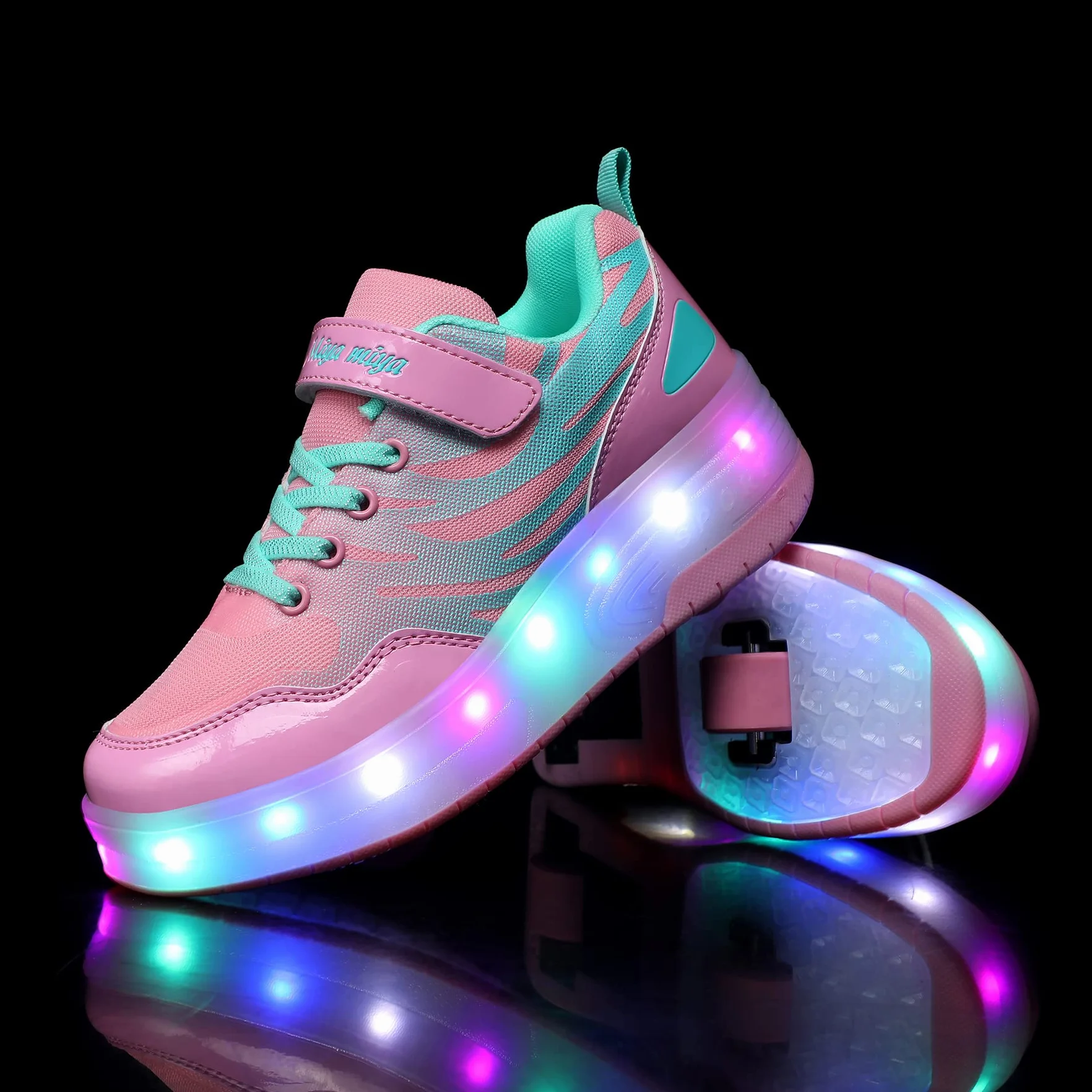 USB Ricarica LED Luci Skateboard Scarpe Sportive con Rotelle Retrattile Sneakers Outdoor Multisport Luminose Running Calzature da Ginnastica per Bambini