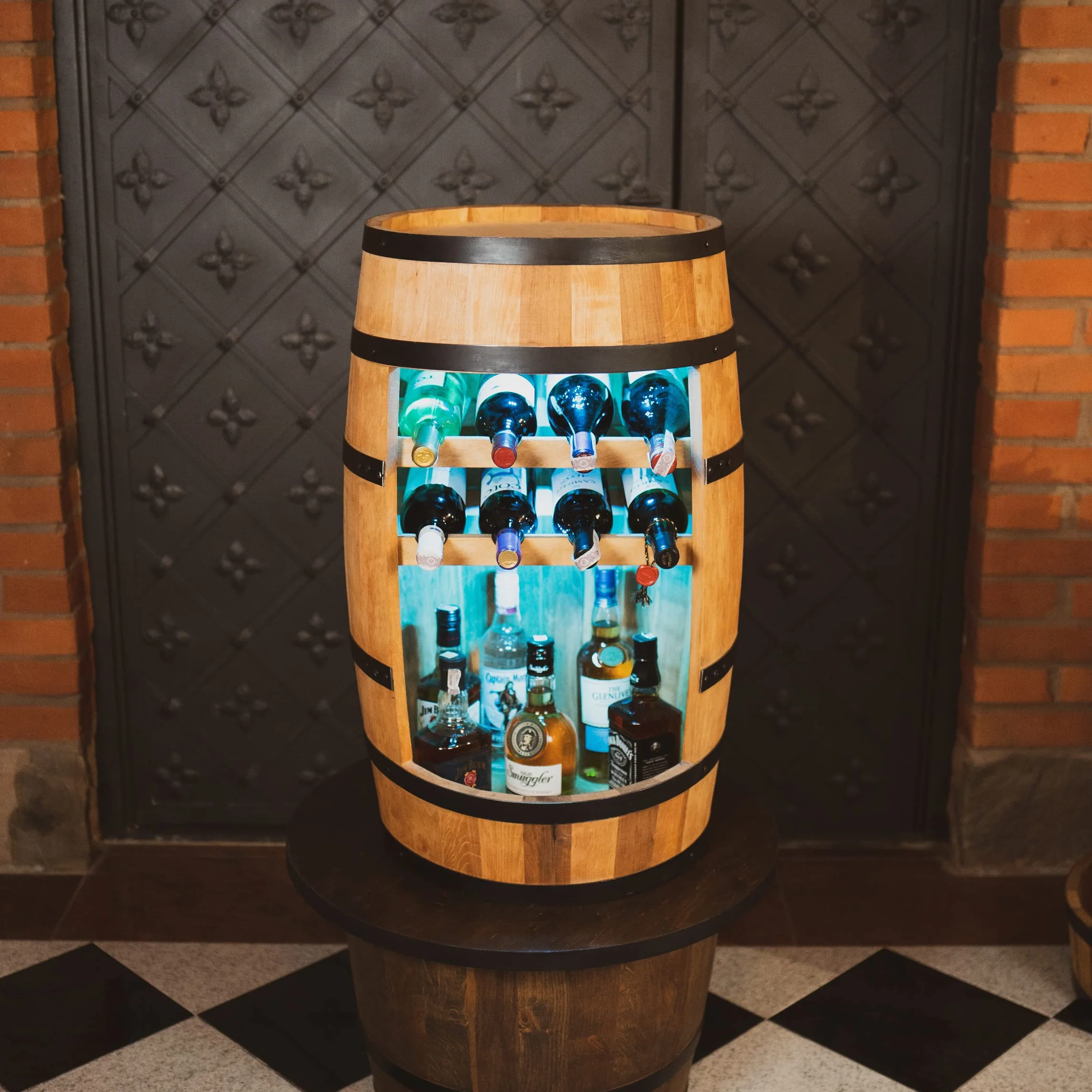 Scaffale per vino in legno – Mini bar – Armadietto per vino uomo e donna – Armadietto da bar con luci a LED – 80 cm di altezza – decorazione retrò scaffale per bar di casa mobili in legno di rovere