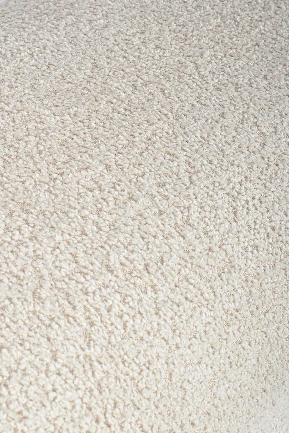 KONTE.DESIGN Panca DAYLA in tessuto effetto bouclé naturale e gambe in legno rubber wood