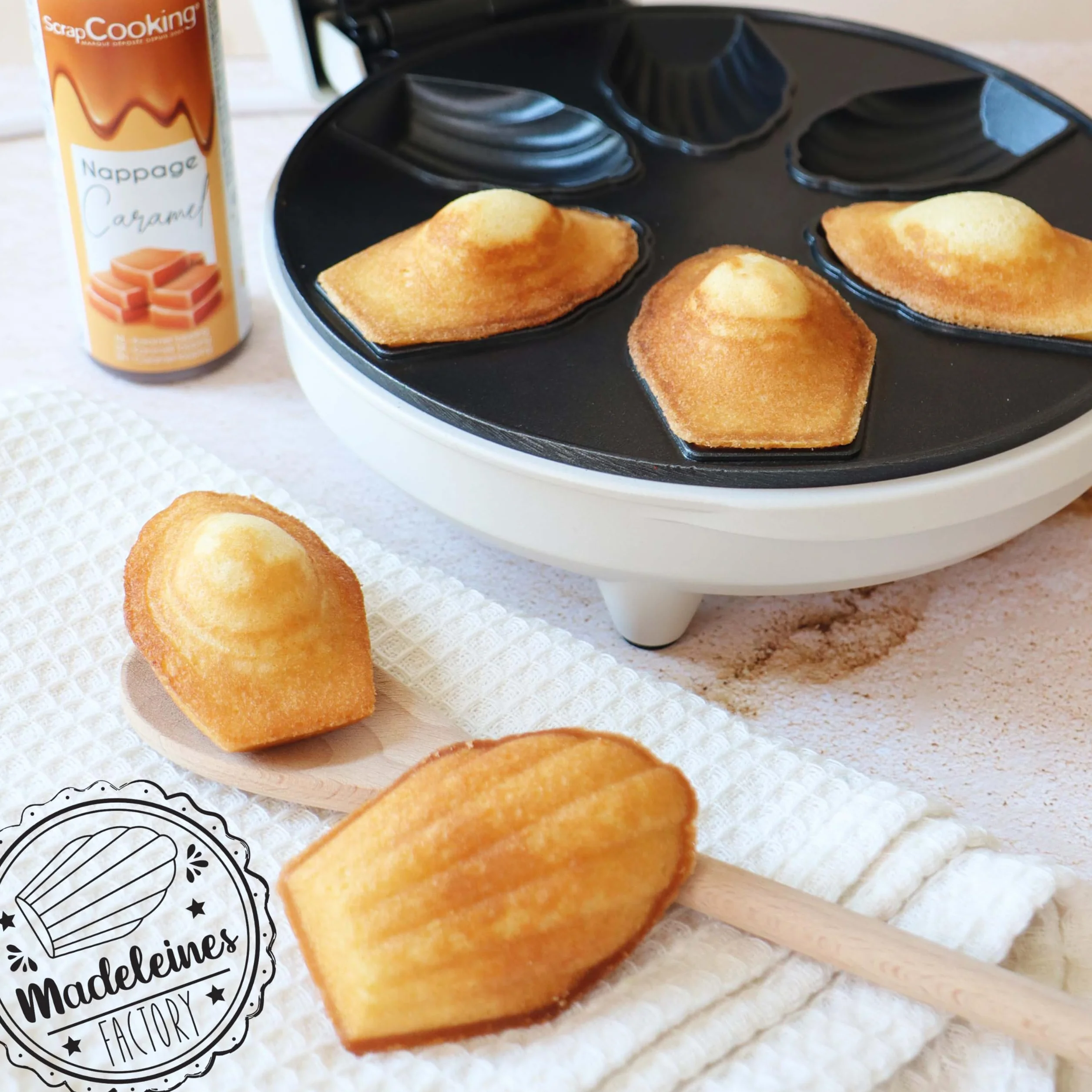 ScrapCooking - Madeleines Factory - Apparecchio per Realizzare la sua Madeleine Casa - 3891