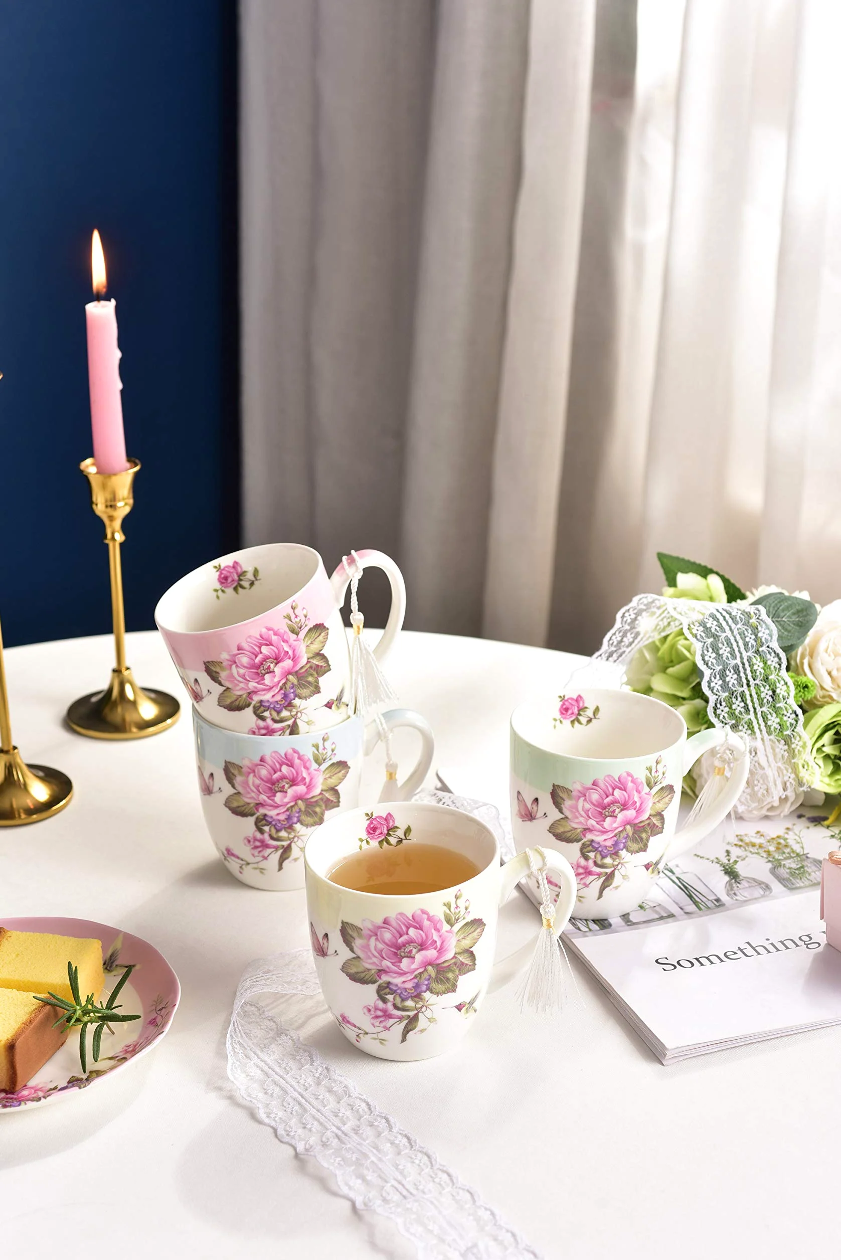 Set di 4 tazze da tè e caffè in porcellana - Design Shabby Chic con uccelli, rose e farfalle in confezione regalo - 330 ml