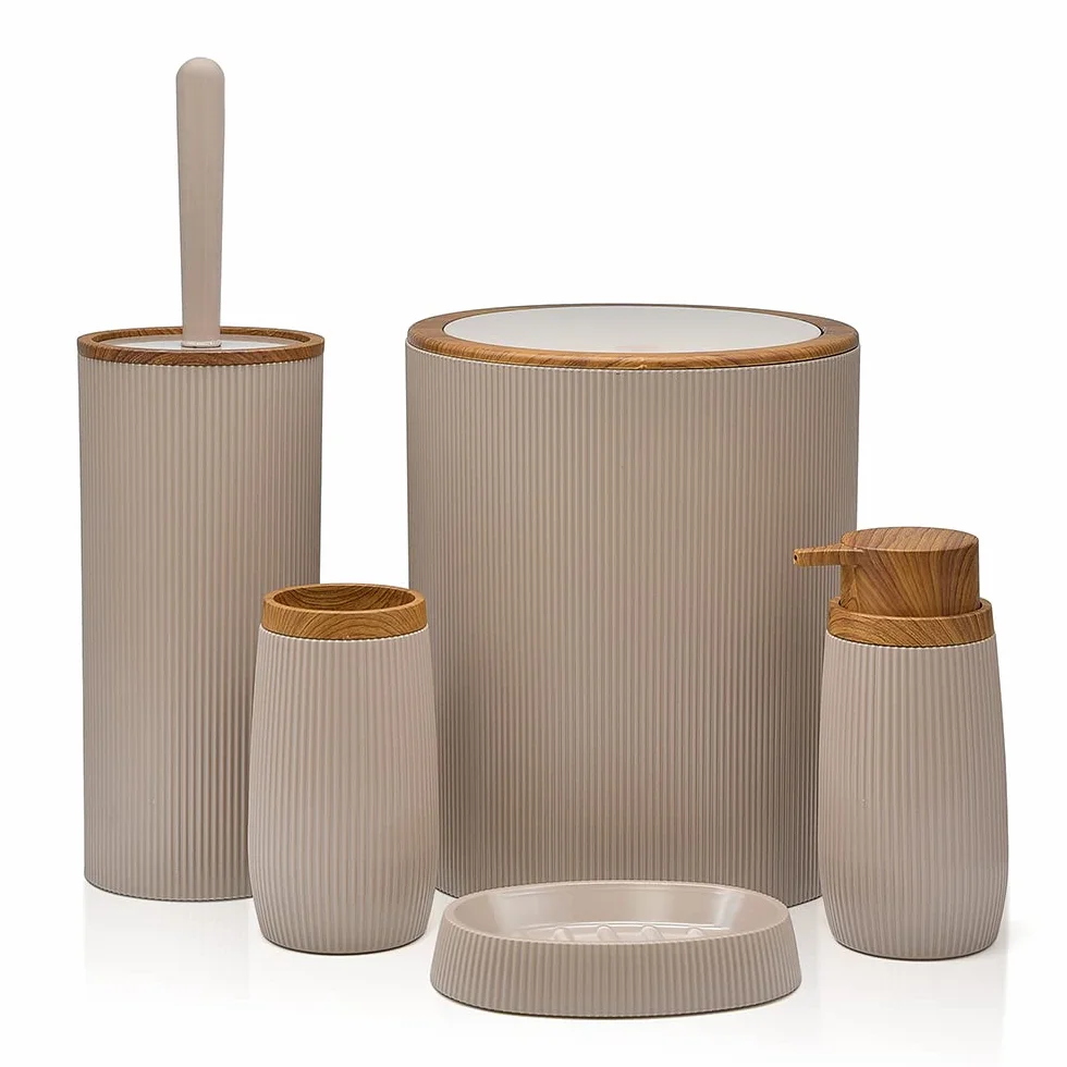 Inbagno Blob Pattumiera 5lt Plastica Tortora Coperchio Basculante Effetto Legno