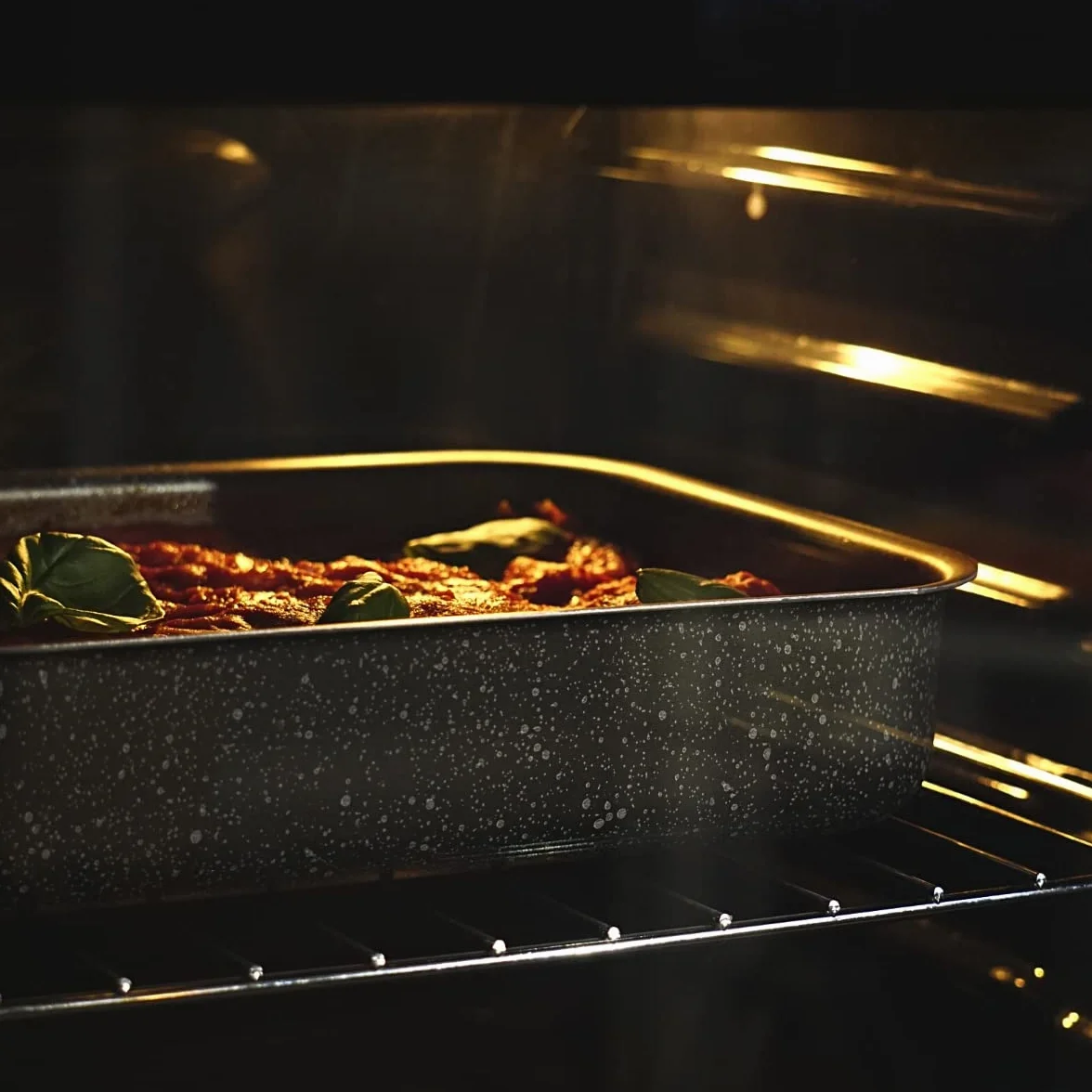 NAMAI Teglia Forno Rettangolare 22cm x 30cm x 6,5cm - Lasagnera Antiaderente - Adatta Per la Lavastoviglie- Alluminio - Teglie da Forno - Design Effetto Pietra (22cm x 30cm)