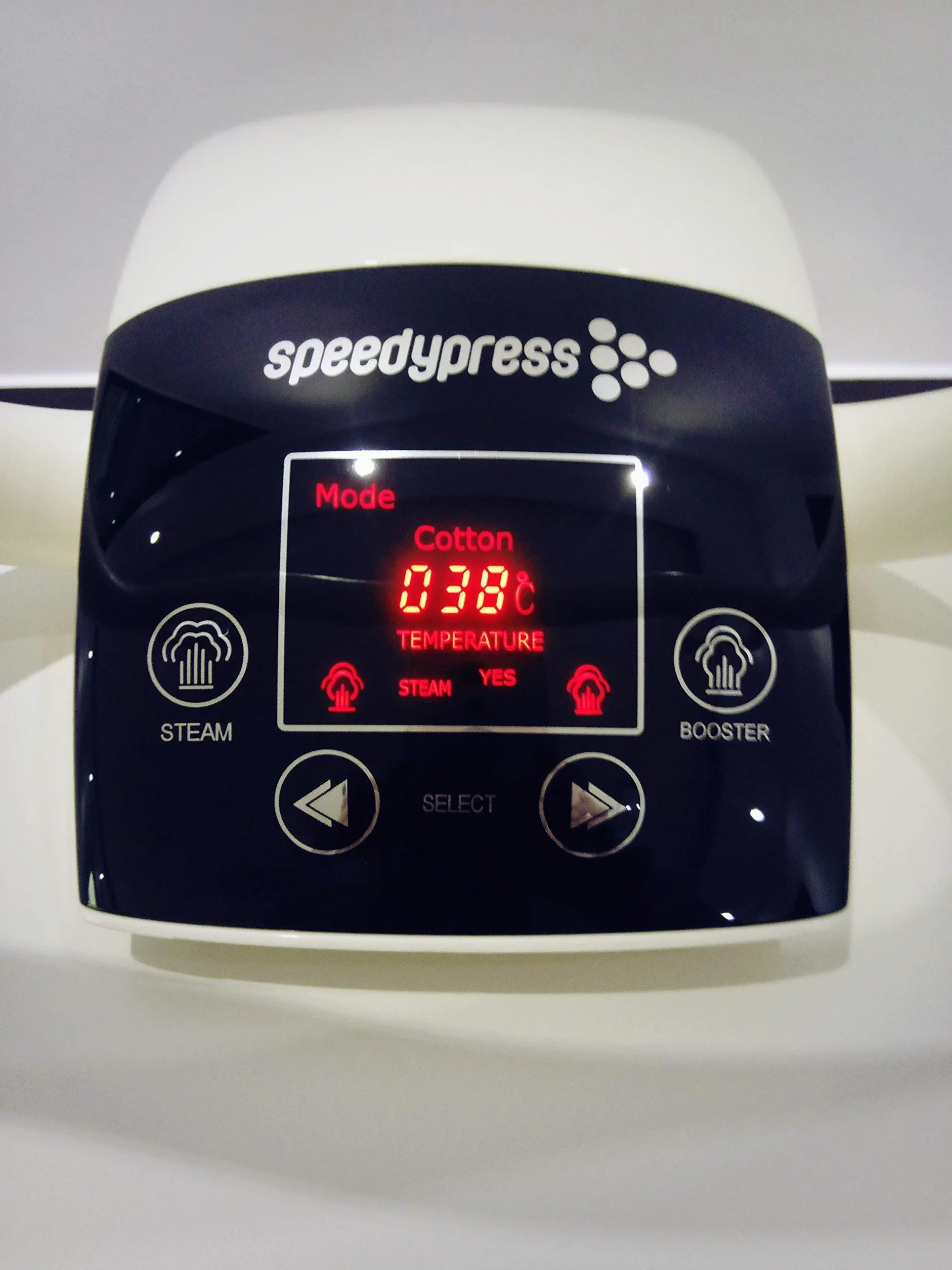 Speedypress Pressa da Stiro a Vapore Professionale Bianco 101HD con Supporto/Treppiedi, 101cm; 2.600 watt (+ Ferro, Cartuccia Filtro Dell'Acqua Anti-Scala, Copertura di Ricambio e Fondo in Schiuma)