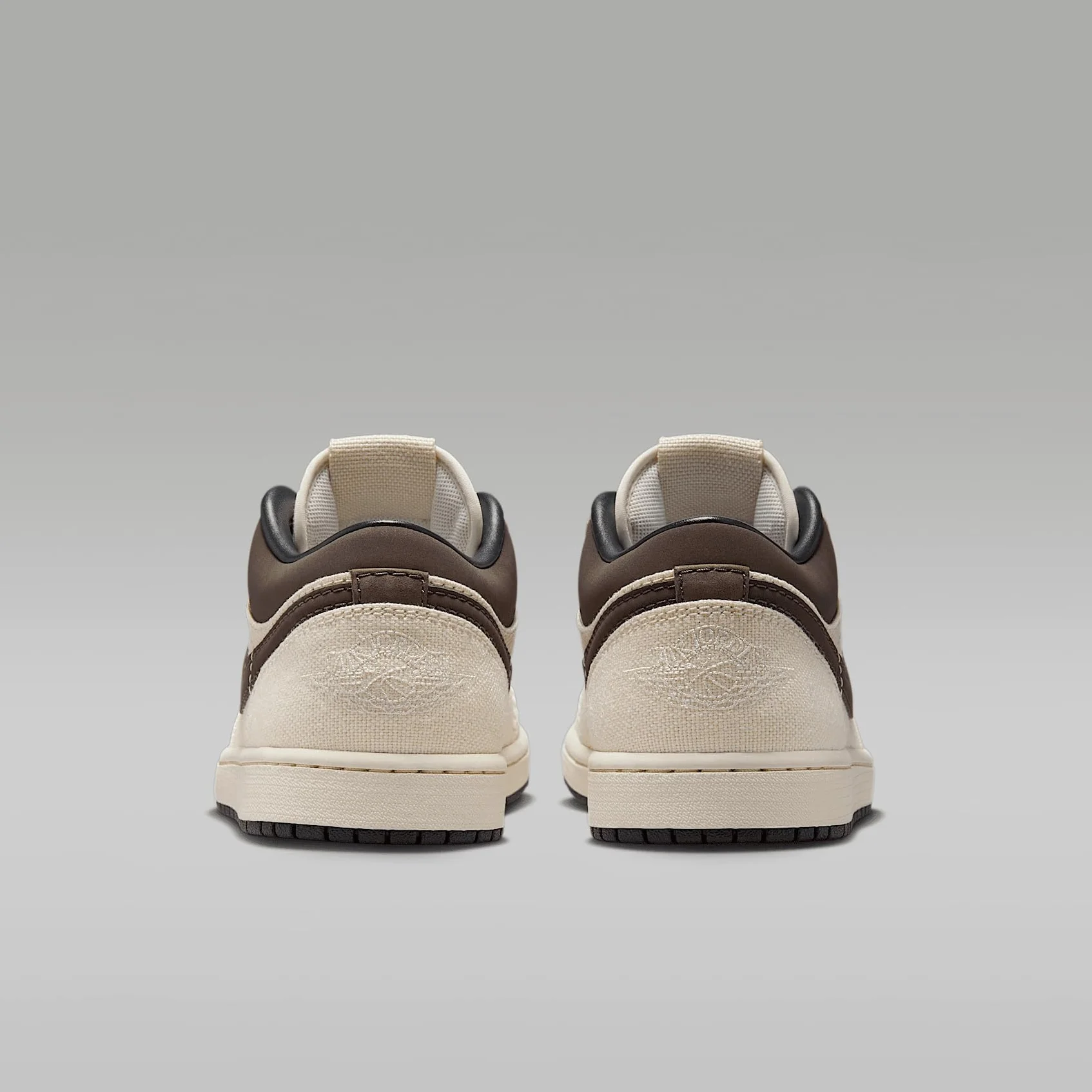 Air Jordan Low PRM Avorio Chiaro Marrone Barocco Off Noir