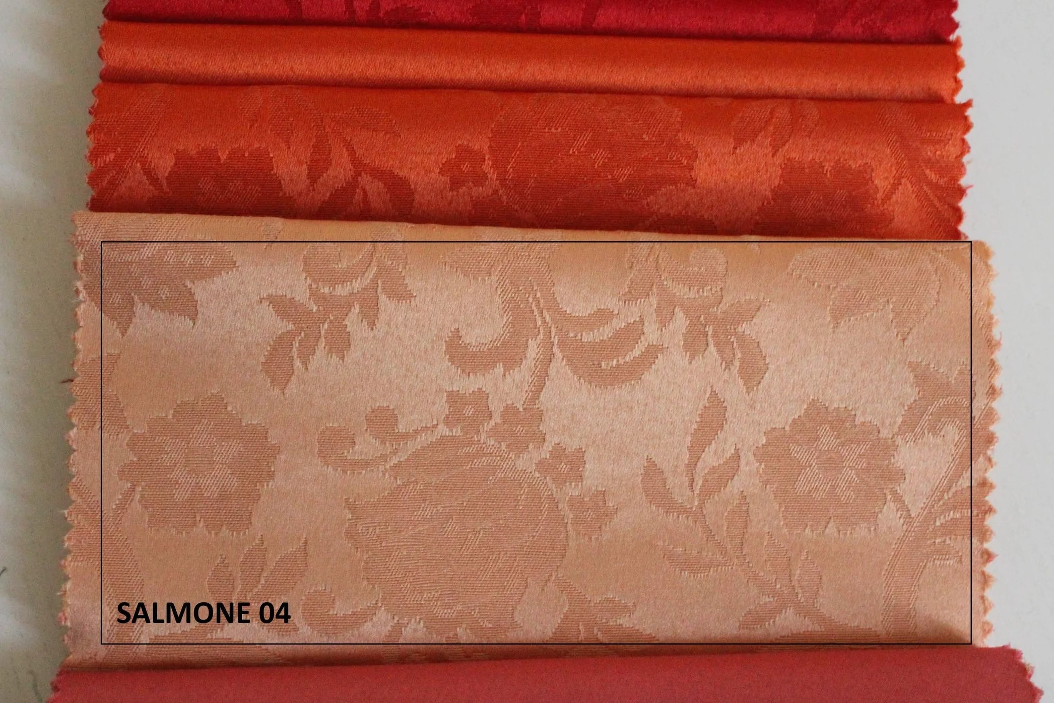 RICAMI FIORENTINI BALDI Tovaglia antimacchia Rettangolare per 16 Cm 180X320. Antimacchia No Stiro Tipo fiandra rifinitura Orlo Dritto. Molto Resistente. Prodotto Artigianale Toscano. Salmone 04