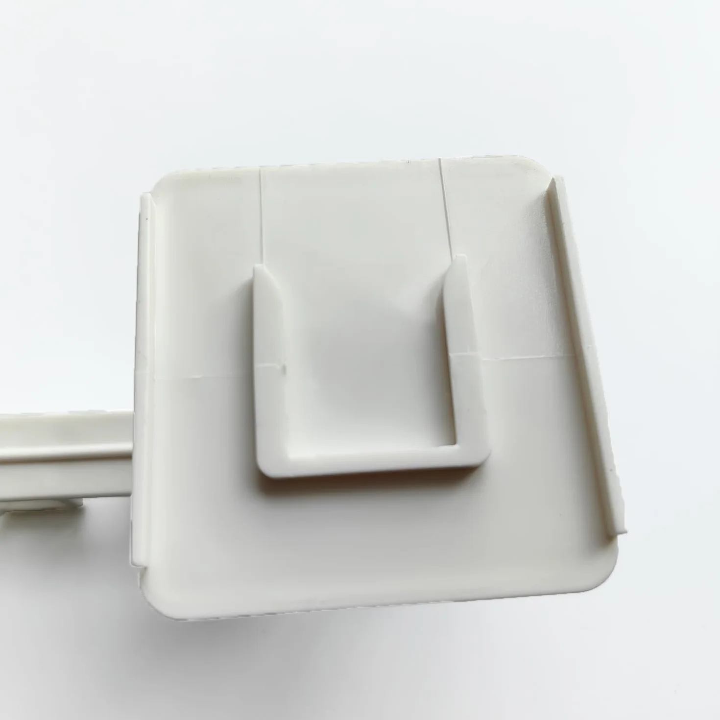 Porta Cappelli Appendi Espositore Organizer - 1 Pezzo, Bianco, Esteticamente Accattivante, Mantiene I Cappelli In Condizioni Impeccabili, Crea più Spazio di Archiviazione In uno Spazio