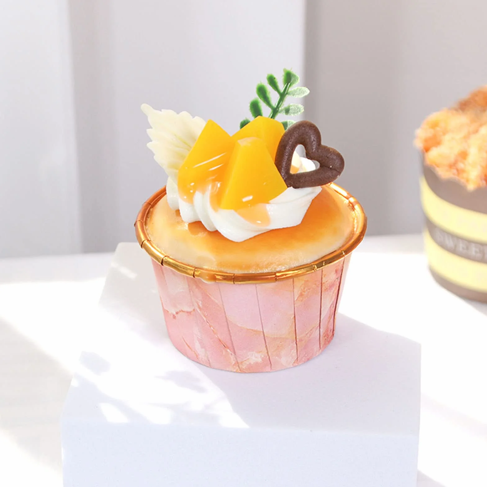 Pirottini per Cupcake Carta 6 Pezzi, Modelli Realistici Cupcake Finto Wrappers Muffin Cups per Feste