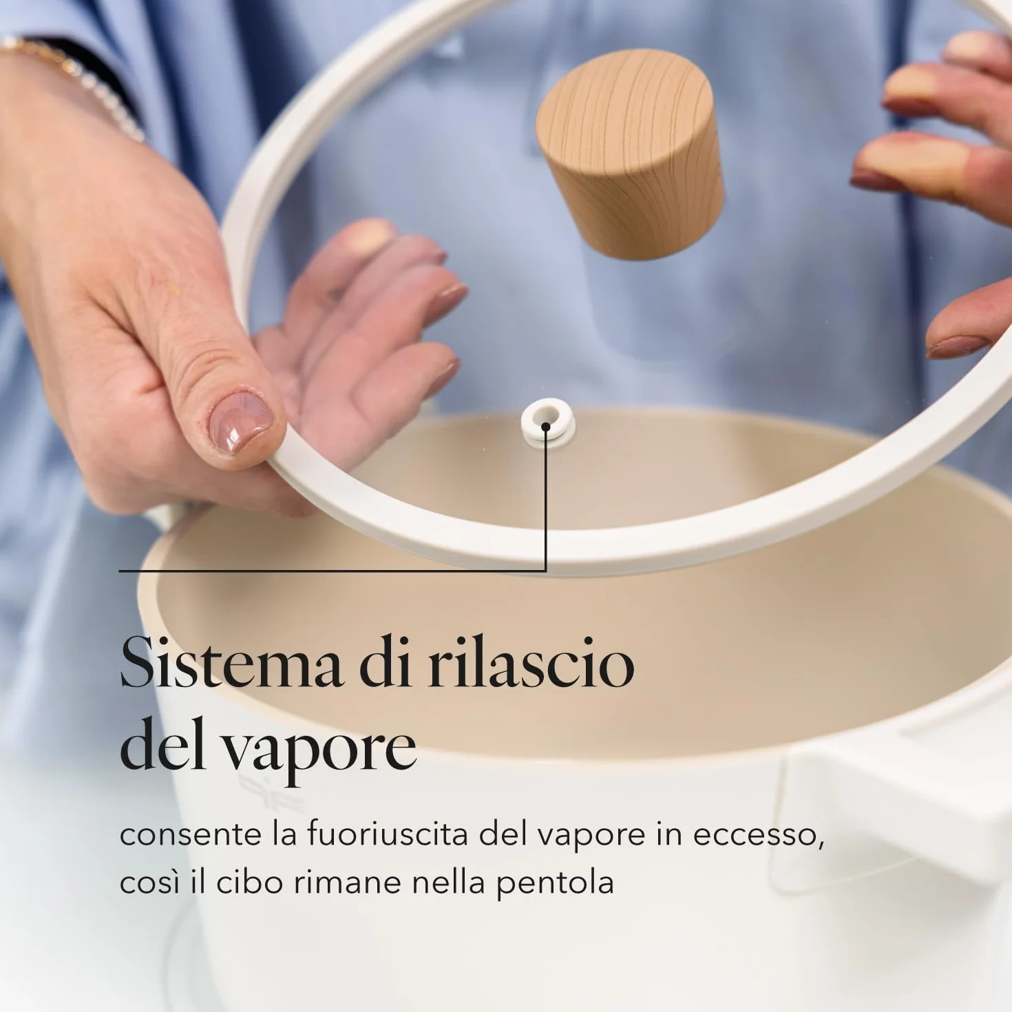 FLORINA Casseruola in alluminio Nube | 24 cm | 5,8 l | Adatta all'induzione | Rivestimento ceramico antigraffio | Manico soft-touch con effetto legno | Coperchio in vetro resistente al calore