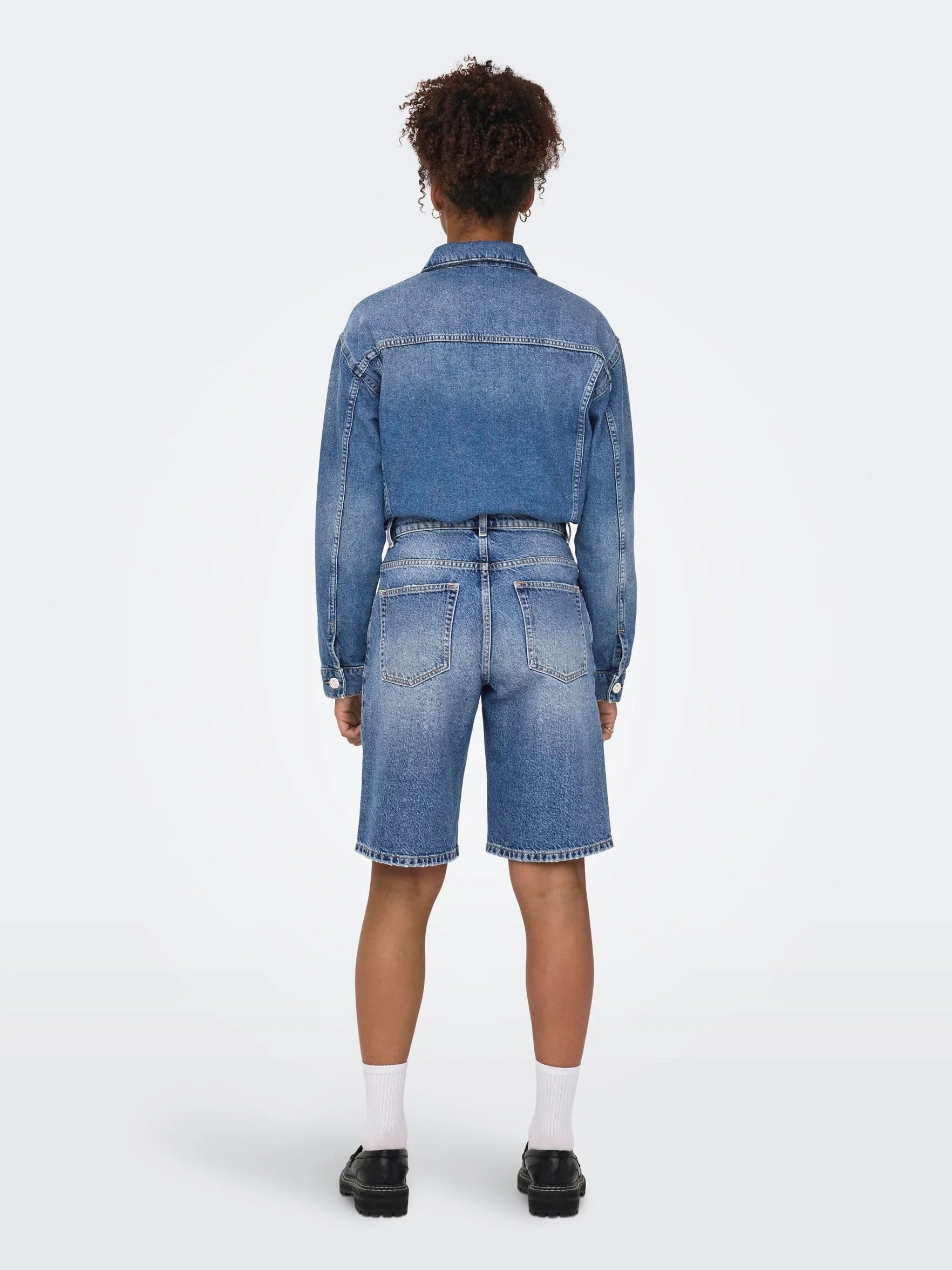Only - Onlmate Reg Baggy Long Shorts DNM Noos, Pantaloncini in Denim a Vita Media per l'uso Quotidiano Donna