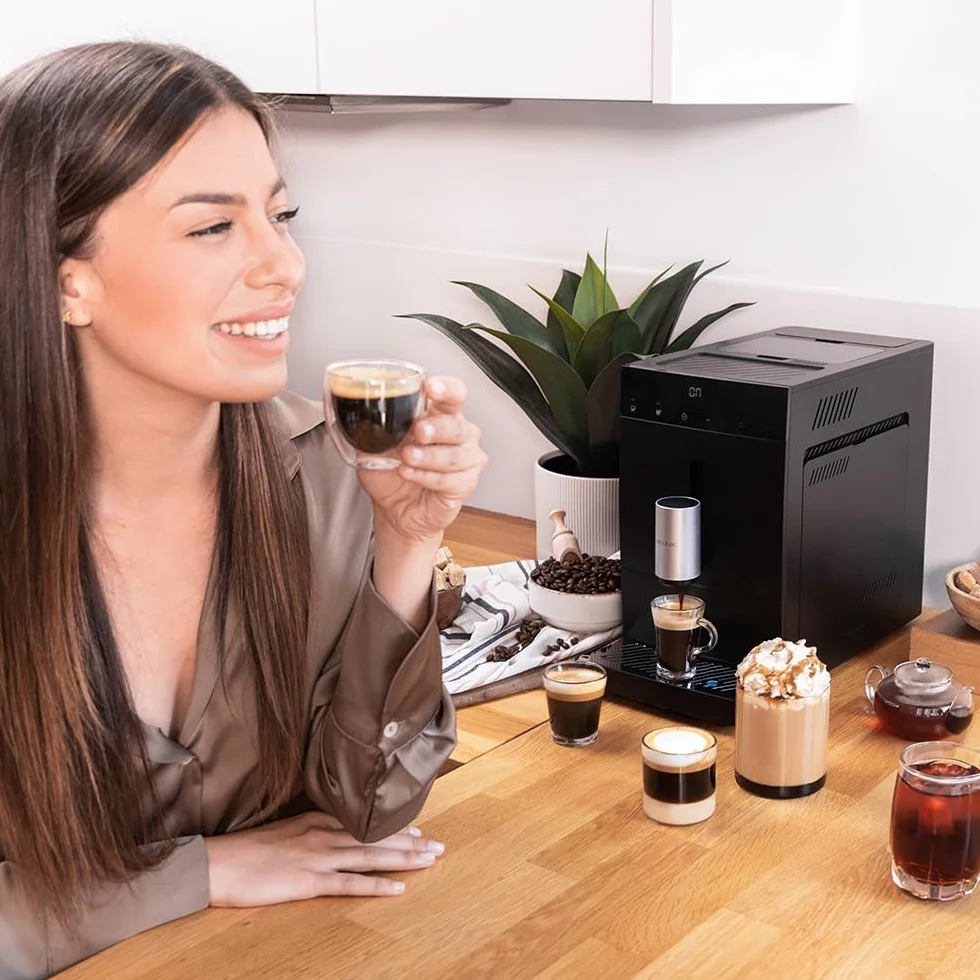 Cecotec Macchina da Caffè Superautomatica Cremmaet Compact. 1450W, Superautomatica, 19 Bar, Thermoblock, Serbatoio Caffè 150g, Serbatoio Acqua 1,1L, Pulizia Automatica