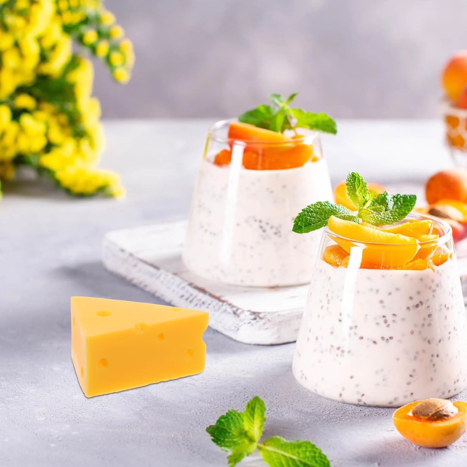 MAGICLULU Modello di Formaggio Simulato in Resina Giallo Aspetto Realistico, Leggero e Resistente, per Decorazioni Casa e Feste Nuziali