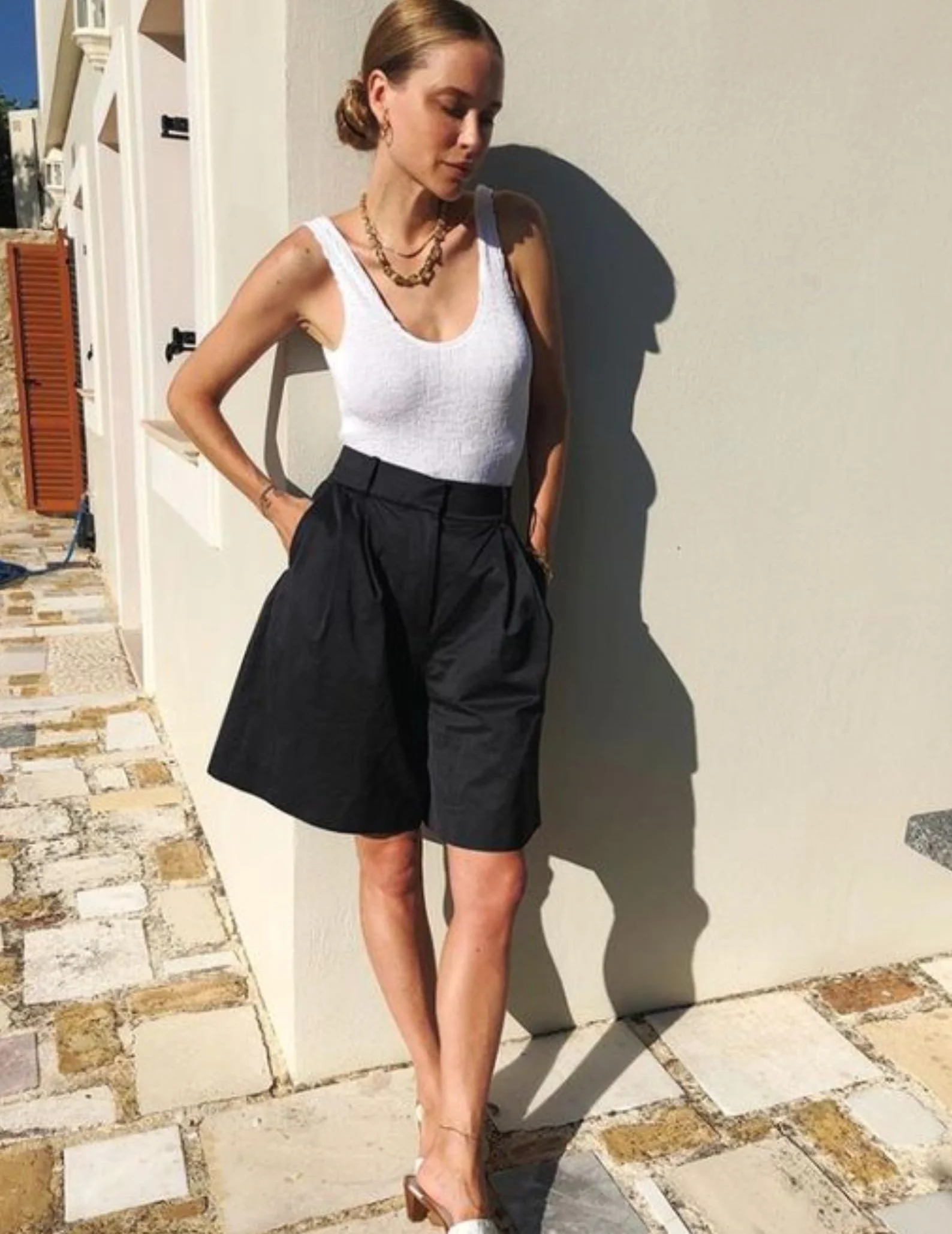 Zeagoo Pantaloncini Donna Estivi Vita Alta Bermuda Gamba Larga Tasche