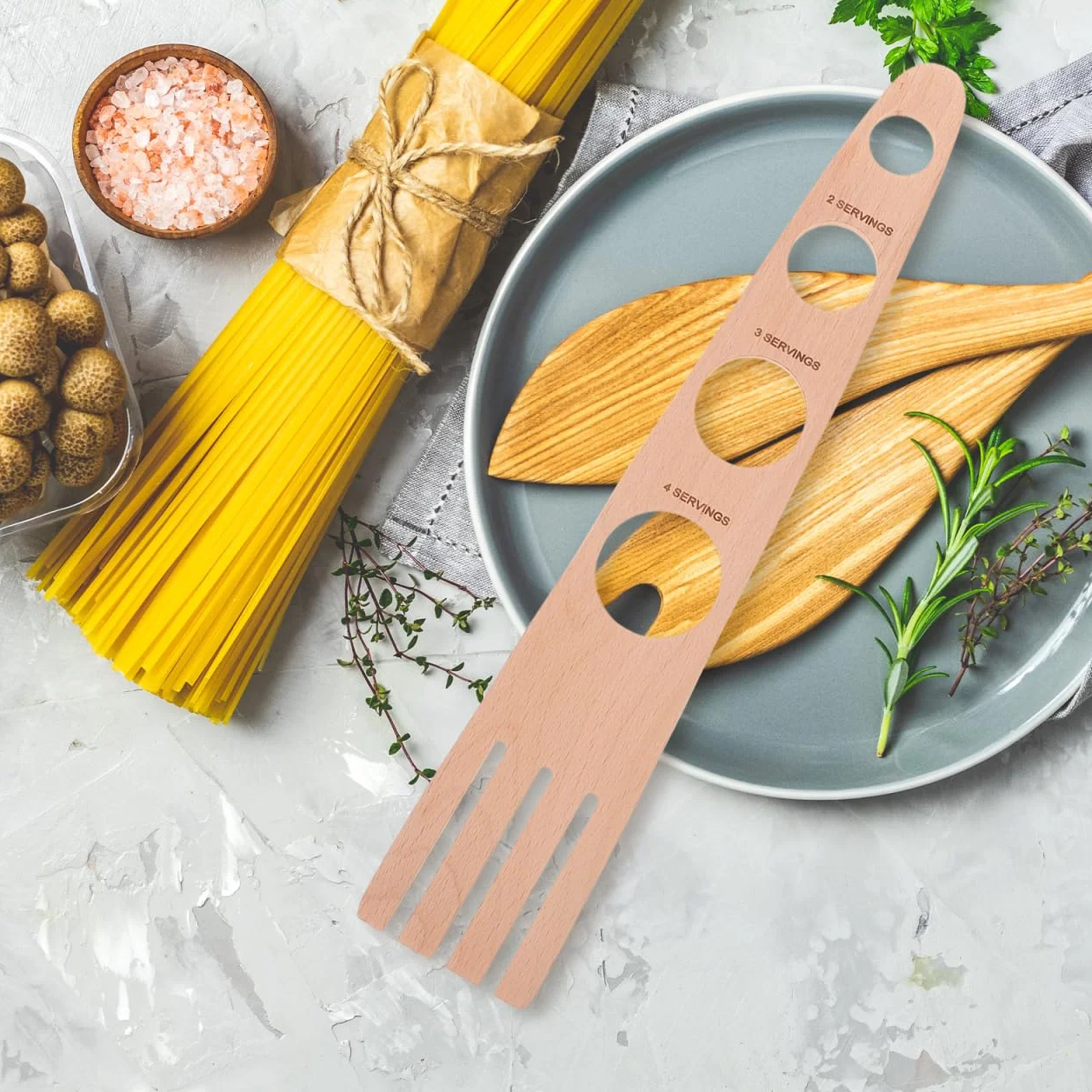 Ciieeo Misuratore Dose Spaghetti in Legno Con 4 Fori Per Porzioni Da 4 Persone Strumento Compatto Per Cucina Domestica E Chef Controllo Preciso Delle Porzioni Di Pasta