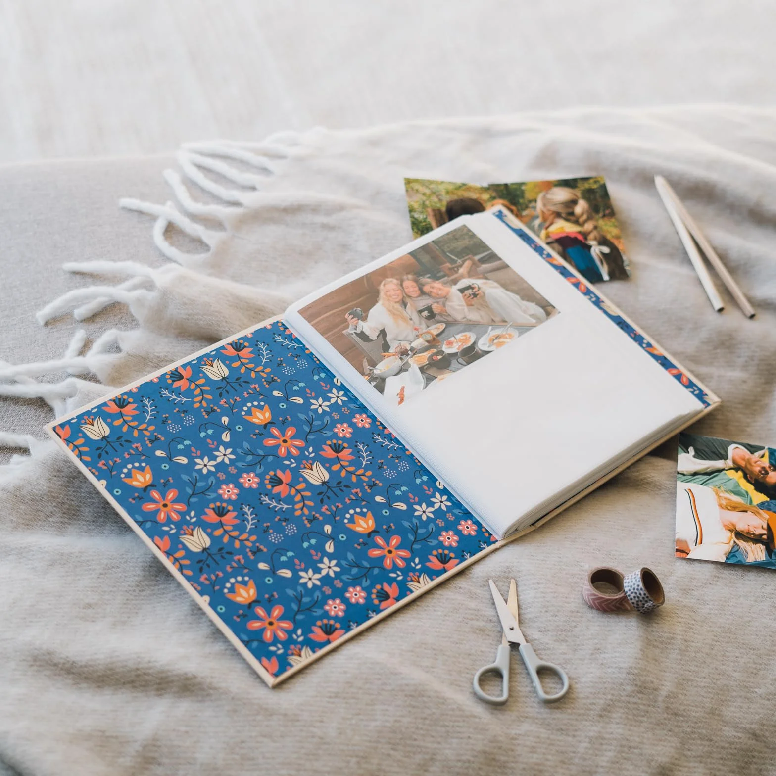 Grupo Erik Album Fotografico Natura in Fiore - Album Foto 13x20 cm con 200 Tasche, 2 per Pagine, Con Copertina Rigida e Compatibile con Foto 10x15, 13x18 o 13x19