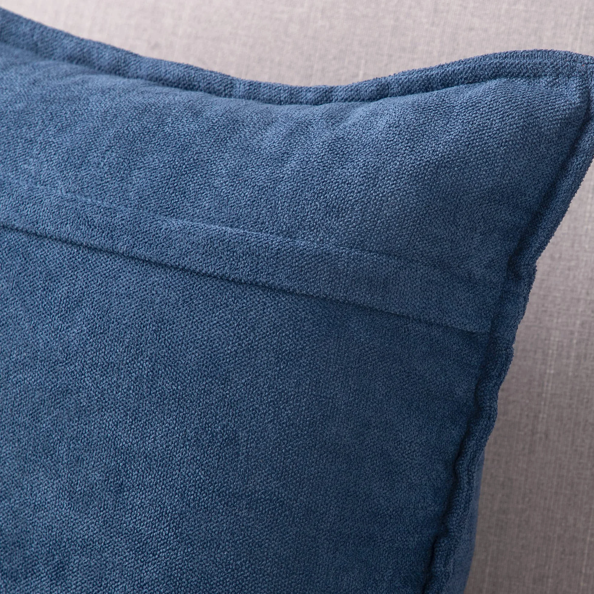 Madizz 2 Pezzi Federe Corto Ciniglia Copricuscini Morbido Decorativo Fodere per Cuscino Lusso Stile per Divano Camera da Letto Letto Blu Scuro Quadrate 50x50 cm