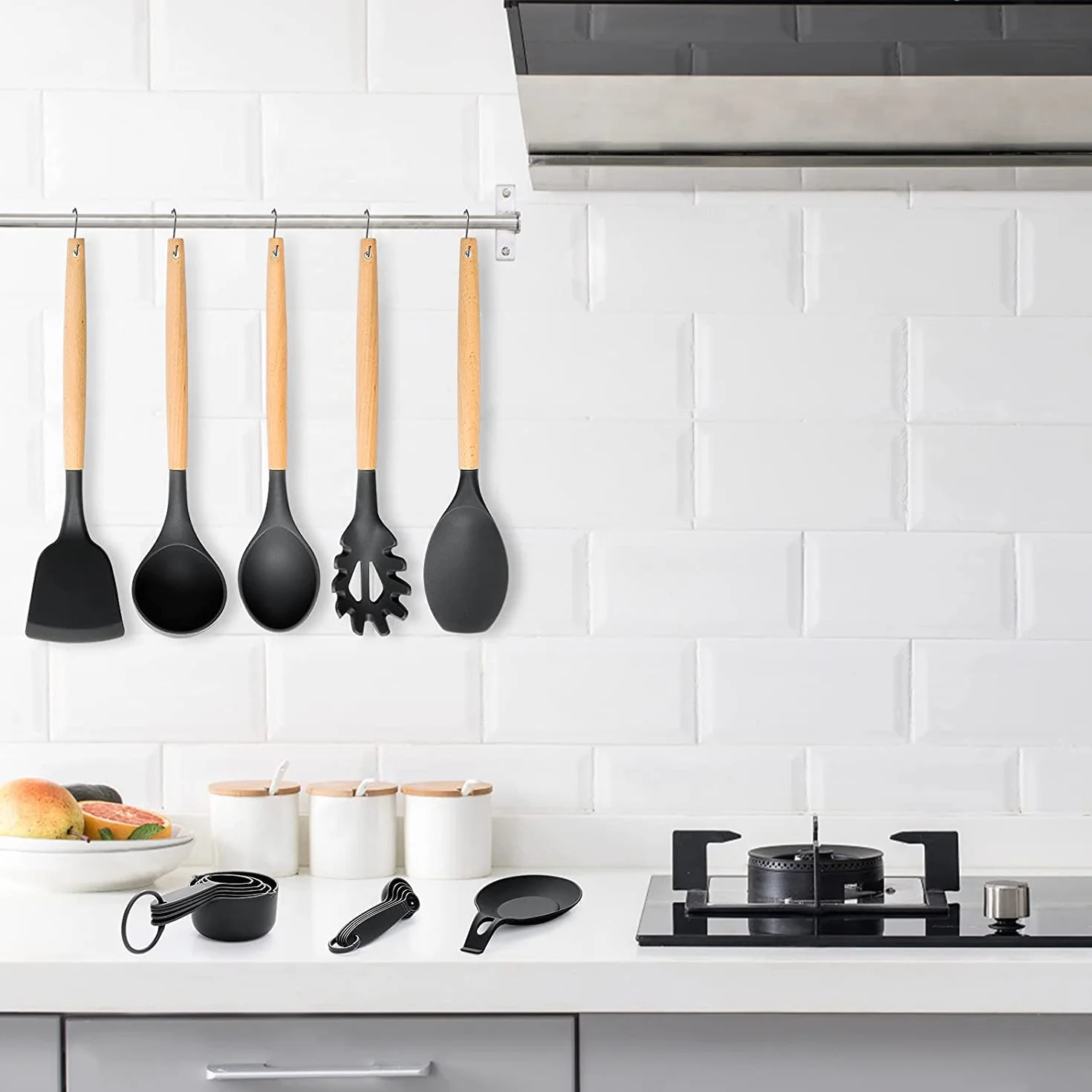 Set di 34 utensili da cucina in silicone, resistenti al calore, con manici in acciaio inossidabile di alta qualità, per cucinare e cuocere, spatole antiaderenti, utensili da cucina (nero)