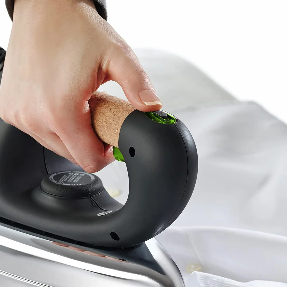 Polti Vaporella 535 Eco Pro, Ferro da Stiro a Vapore con Caldaia ad Alta Pressione da 4 Bar, Potenza 1750 W, Tappo di Sicurezza, Funzione Eco, Bianco e Verde